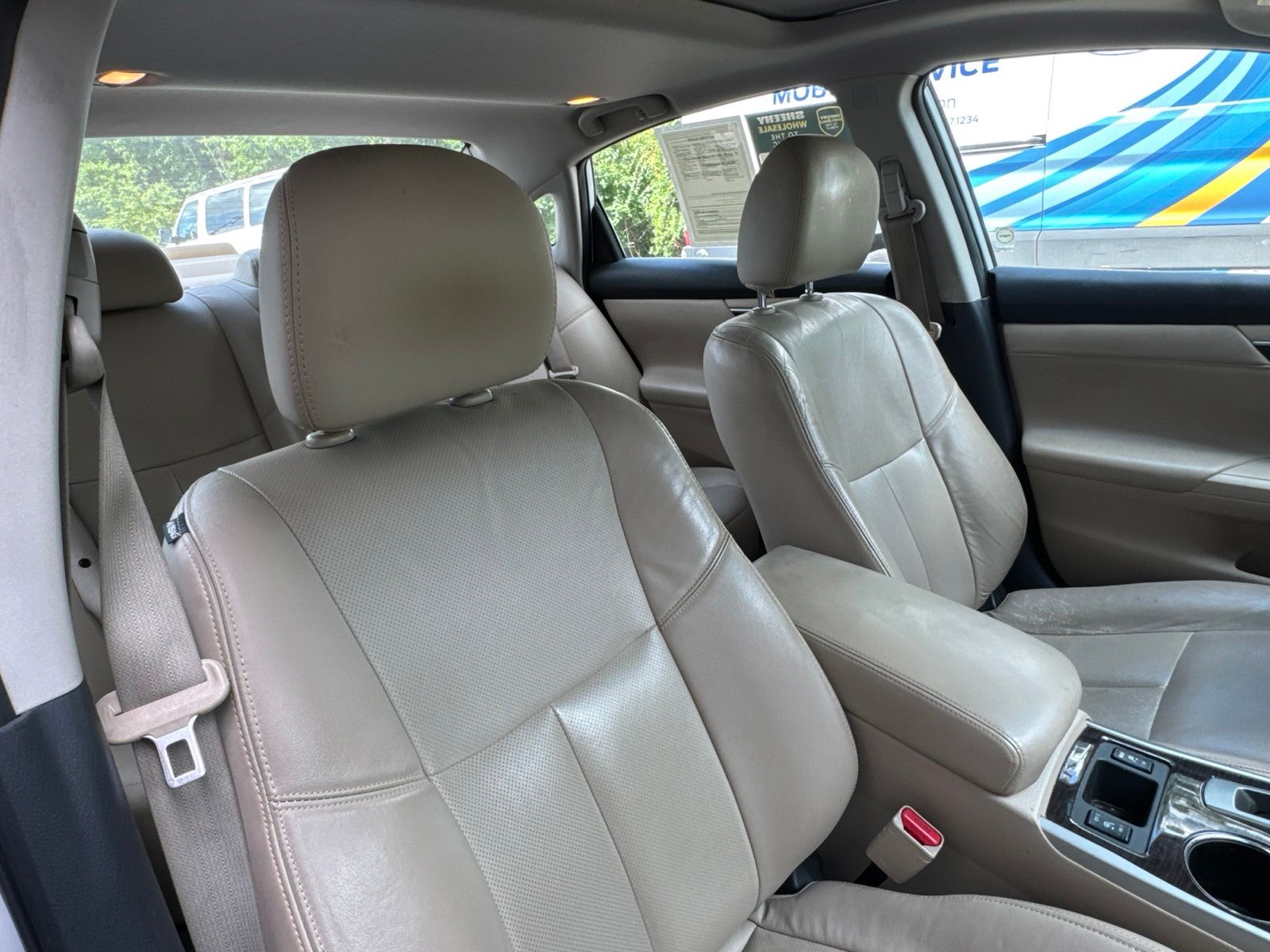 Used 2015 Pearl White Nissan 2.5 SL image 31