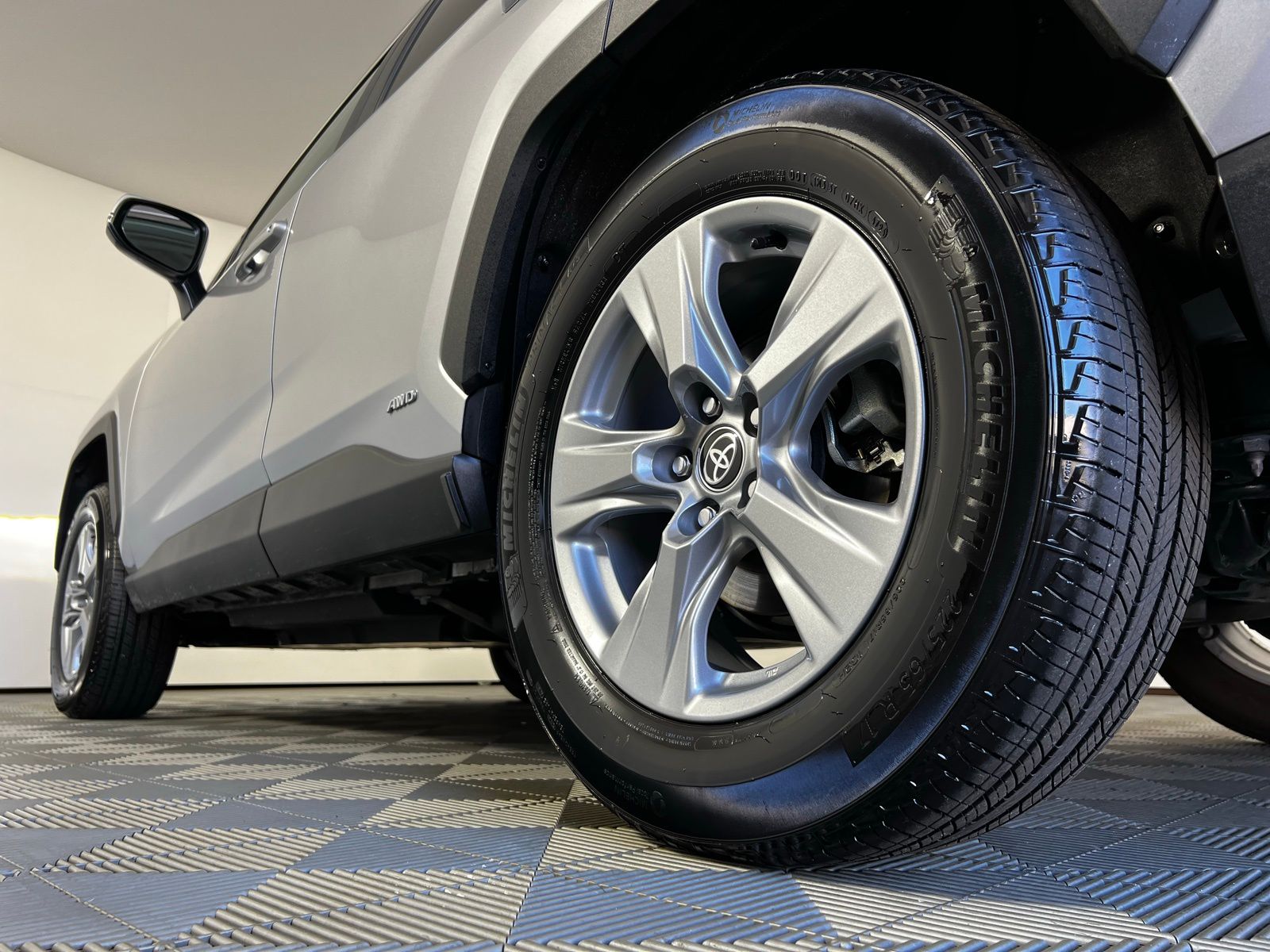 Thumbnail: 2025 Toyota RAV4 - 23