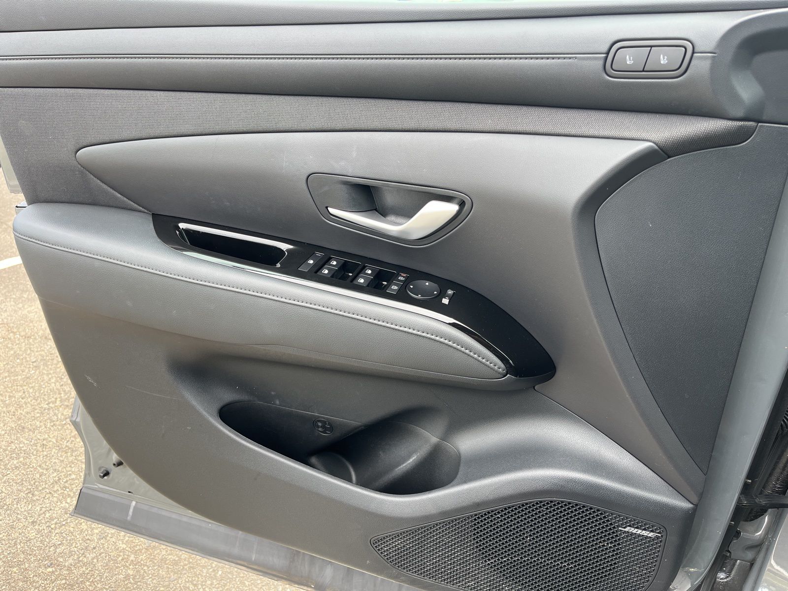 Used 2025 Gray Hyundai Limited image 11