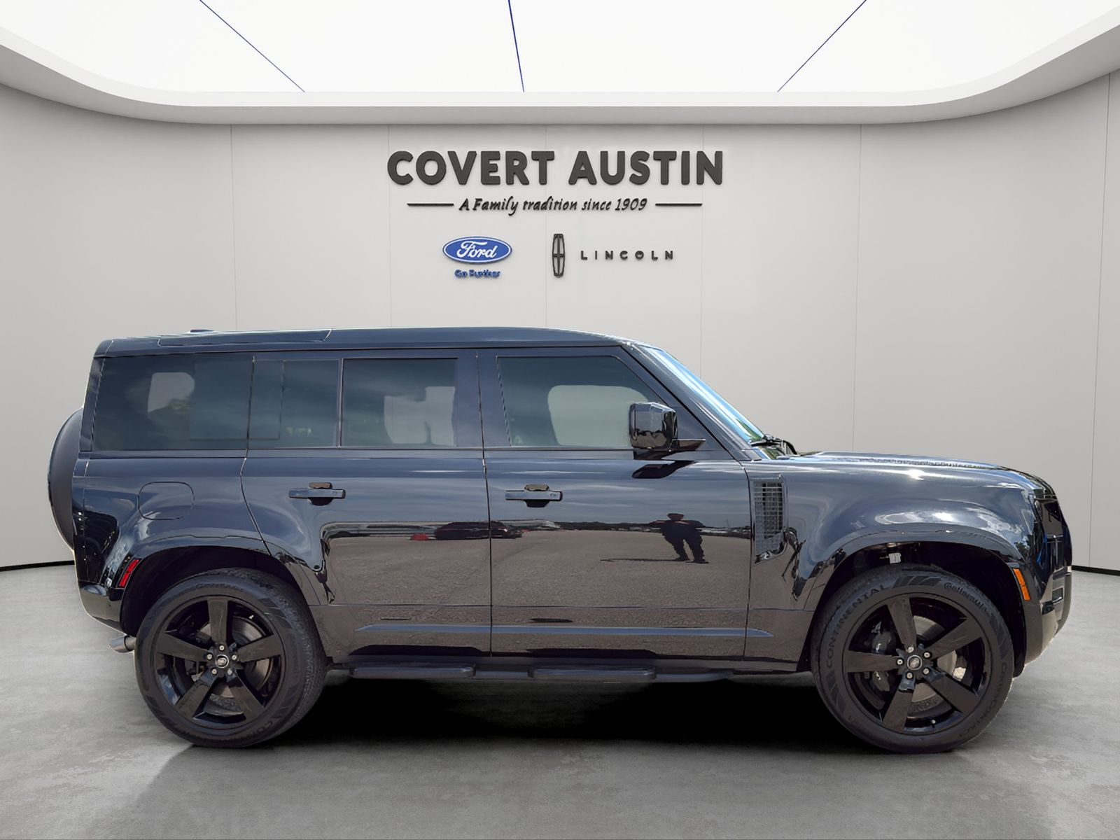 Used Car 2025 Land Rover Defender 110  V8 For Sale Under $100,000 In Austin, Texas