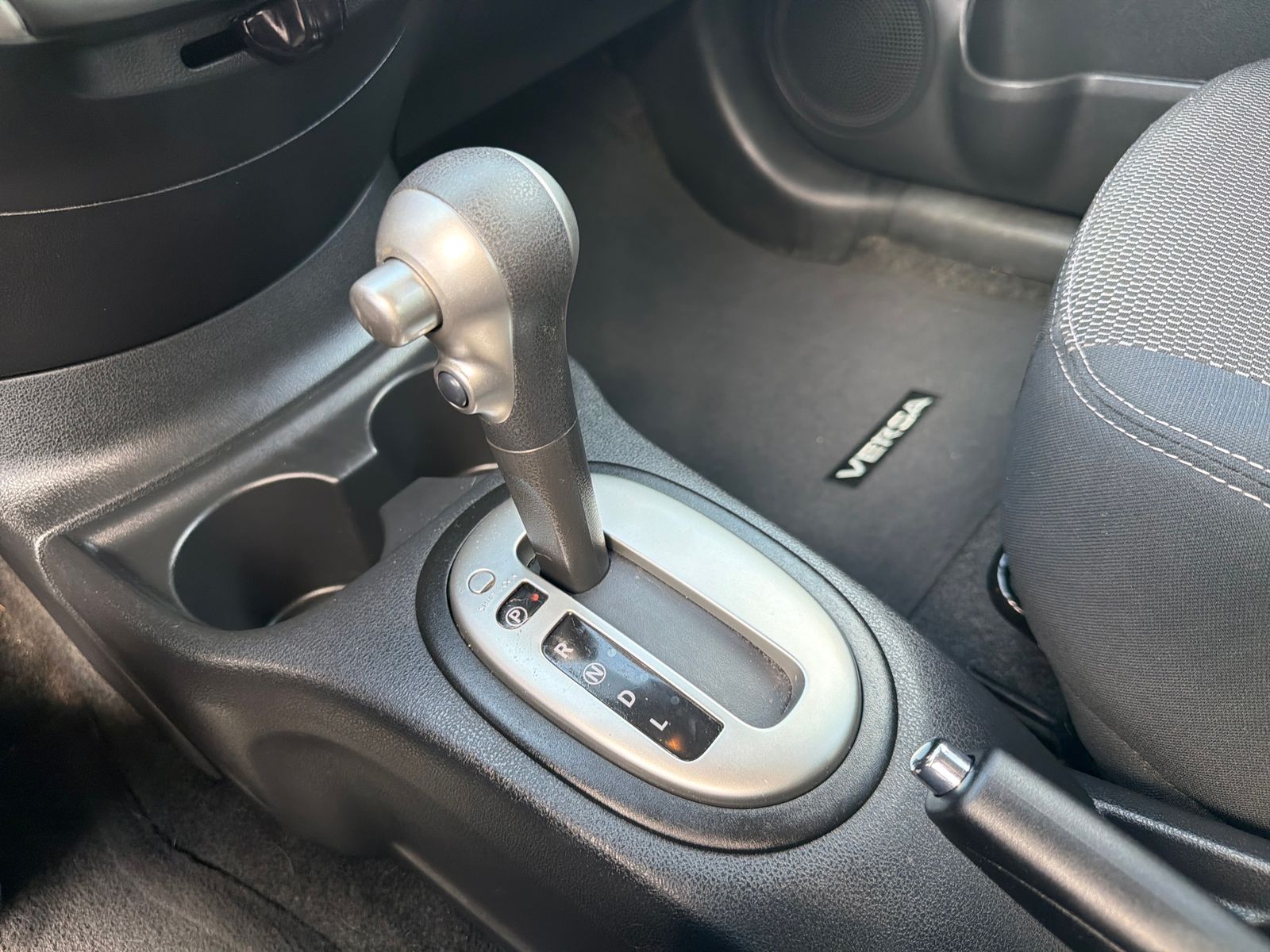 Used 2015 Nissan Versa 1.6 SV 4D Sedan