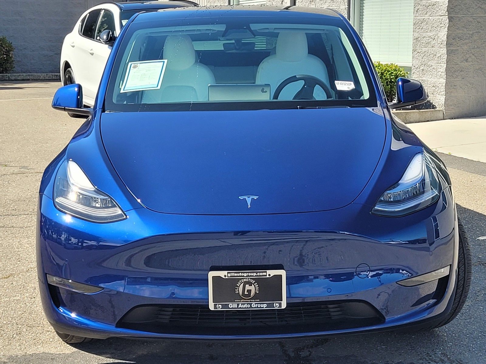 Used 2022  Tesla Long Range image 2