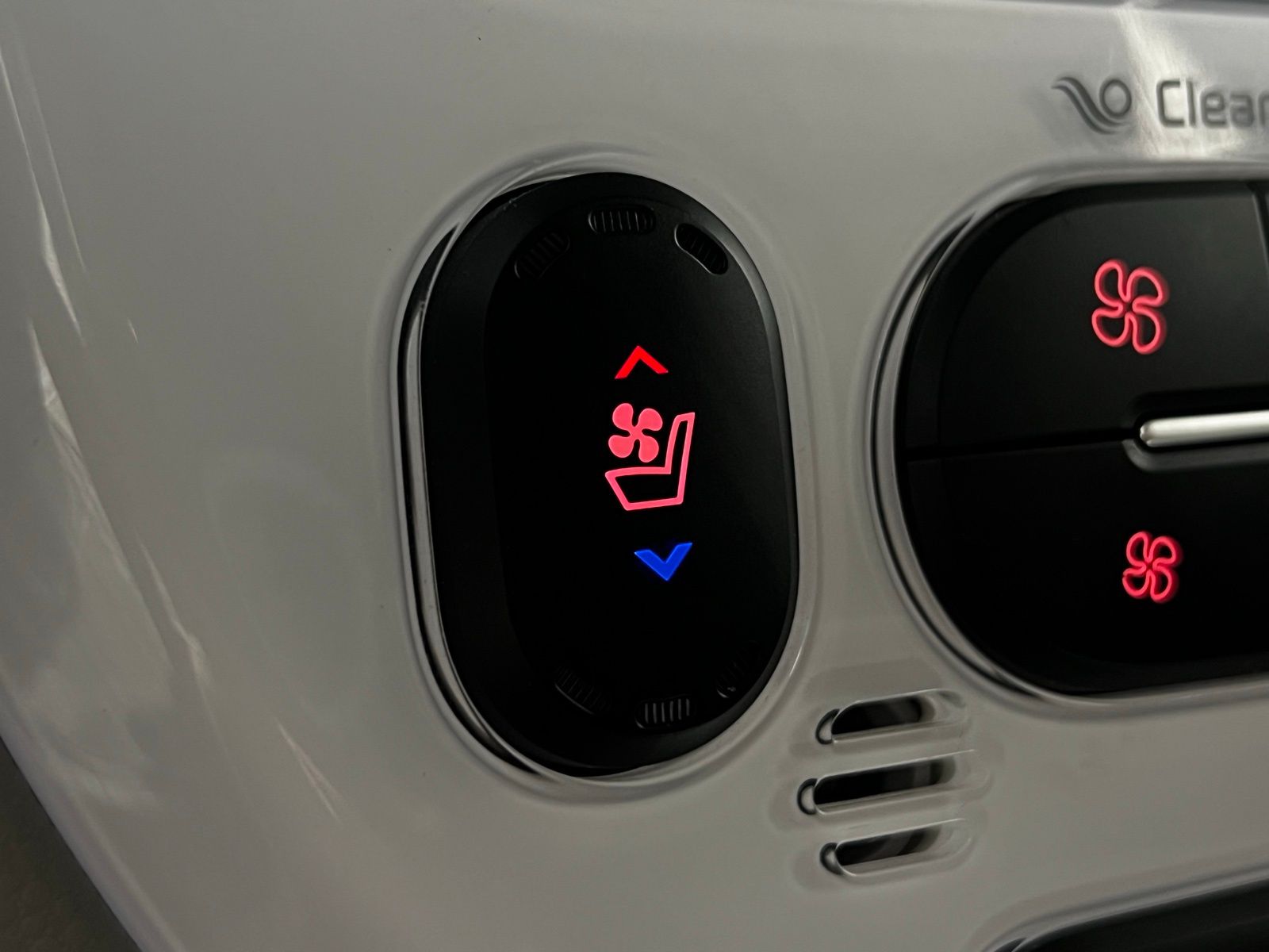 Thumbnail: 2017 Kia Soul EV - 20