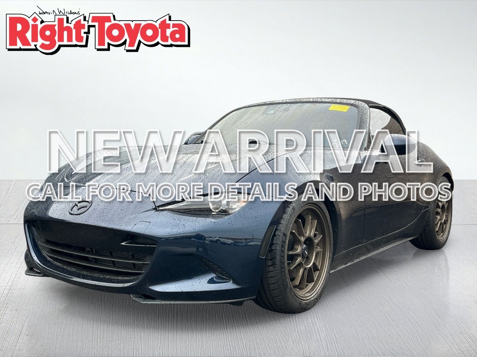 Crystal Blue 2021 Mazda MX-5 Miata Convertible Rear-Wheel Drive 6-Speed Manual