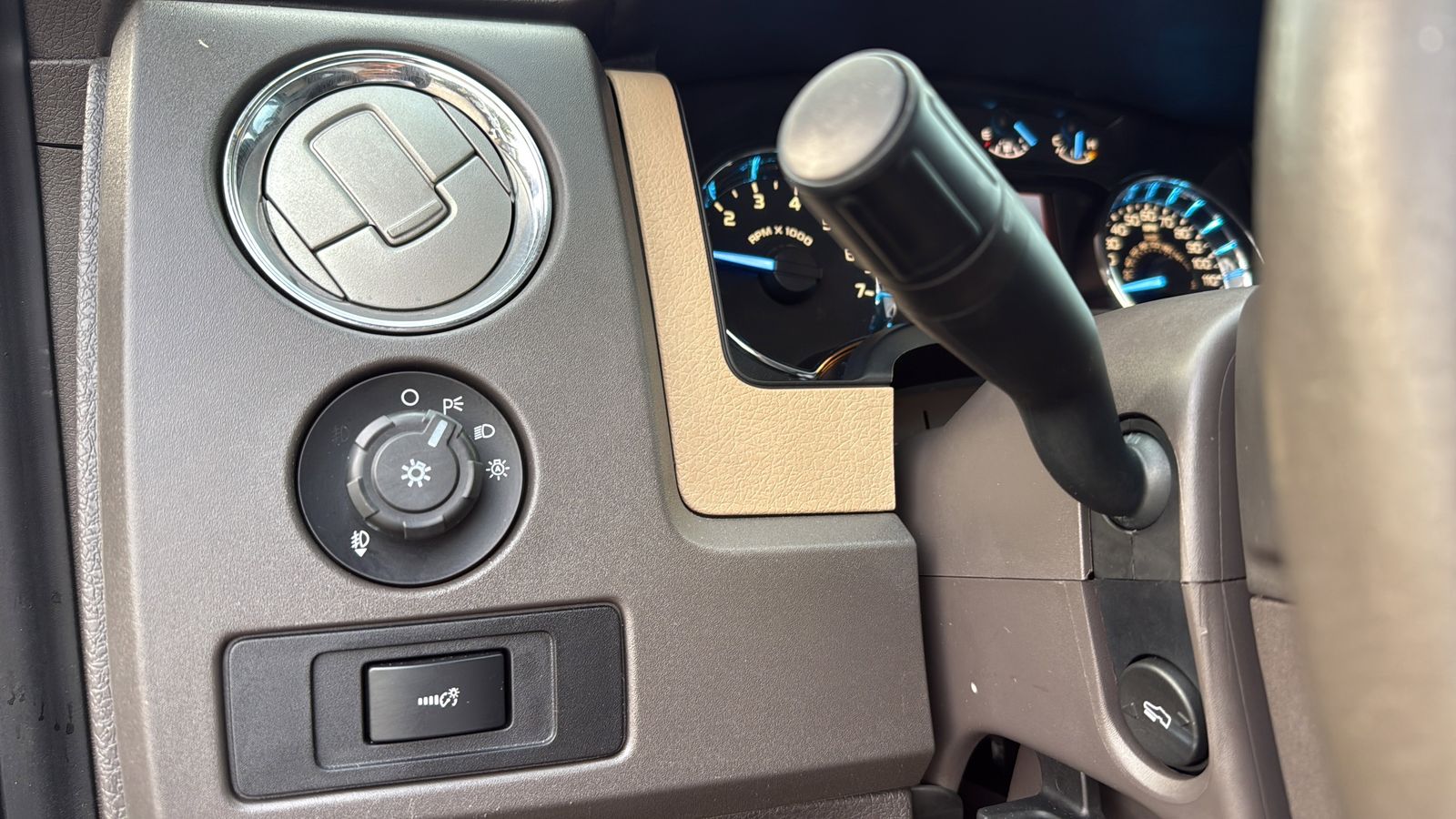 Used Car 2012 Ford F-150  Xlt For Sale Under $15,000 In Austin, Texas