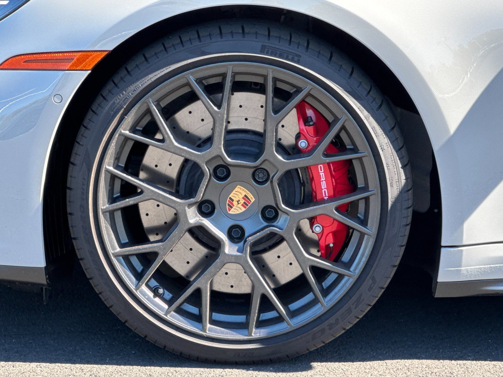2025 Porsche 911 S - Photo 25