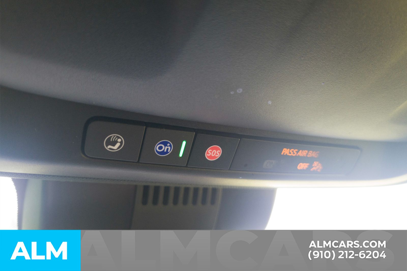 Used 2024 Summit White Chevrolet LT image 16