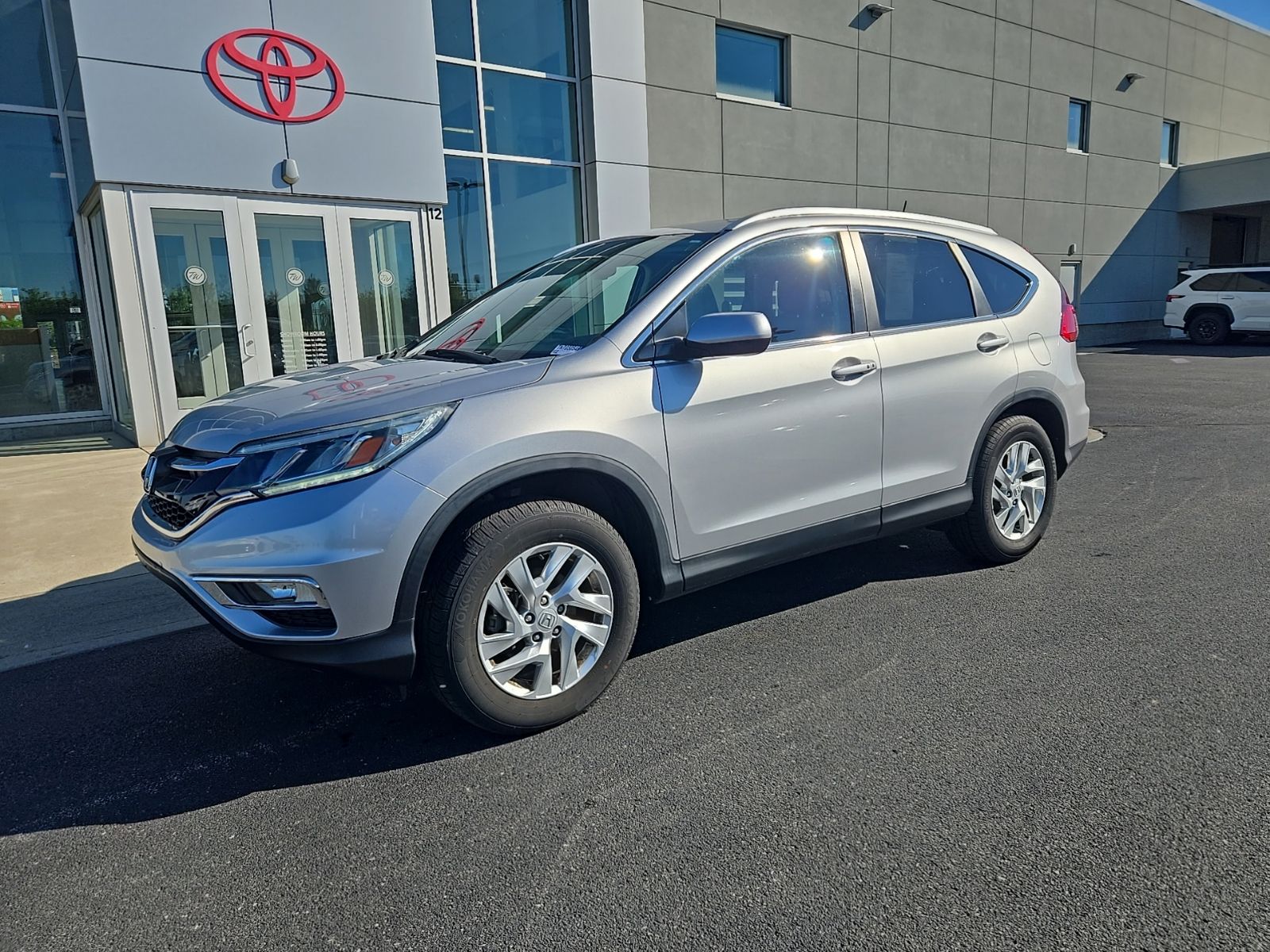 used 2015 Honda CR-V car, priced at $17,969