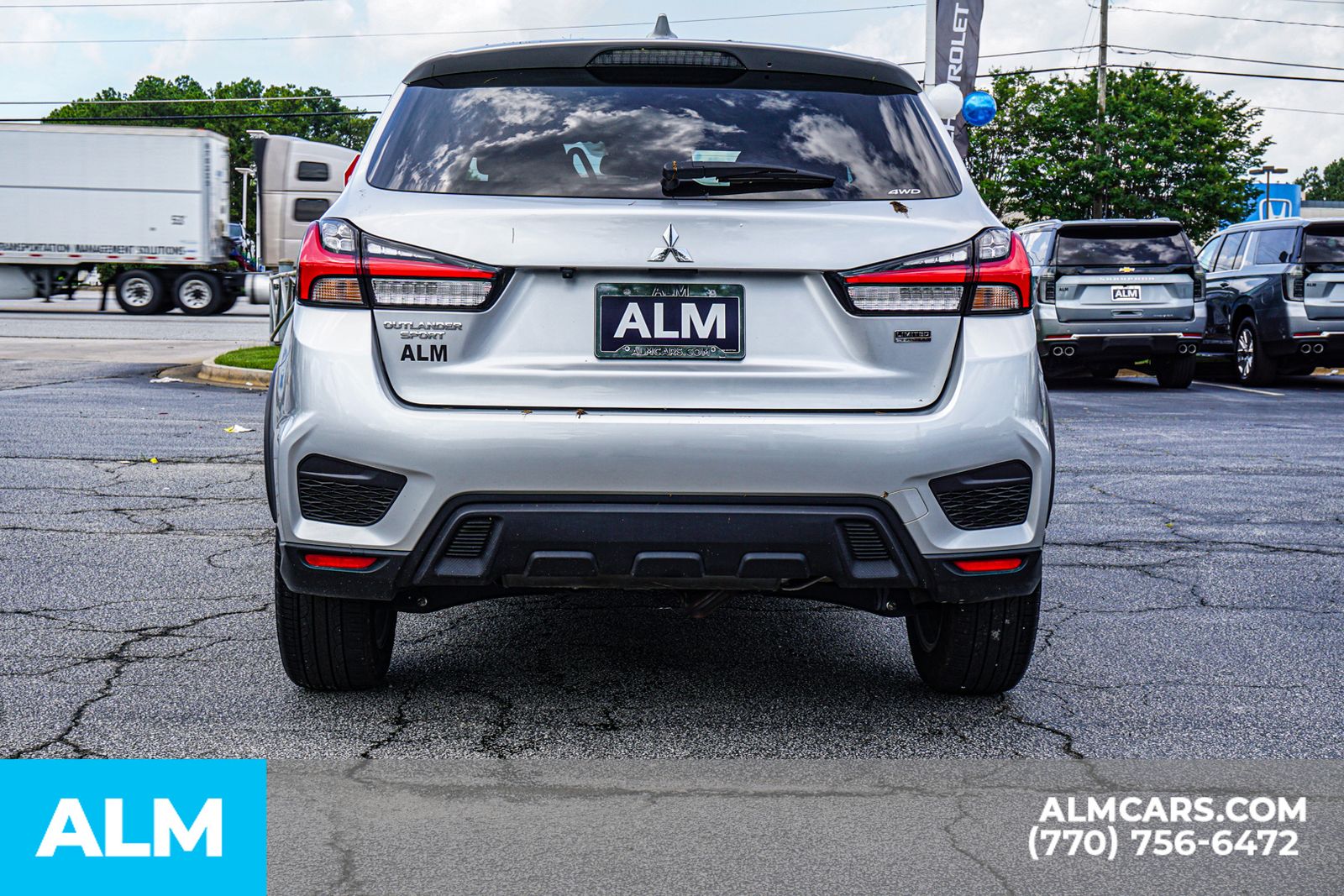 Used 2025 Silver Mitsubishi 2.0 SE image 12