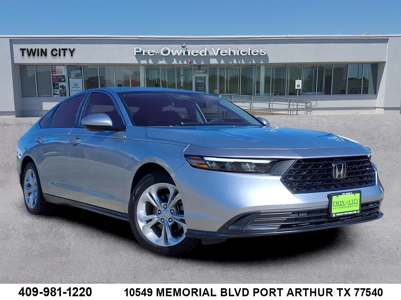 Silver 2024 Honda Accord Sedan Front-Wheel Drive Continuously Variable Transmission