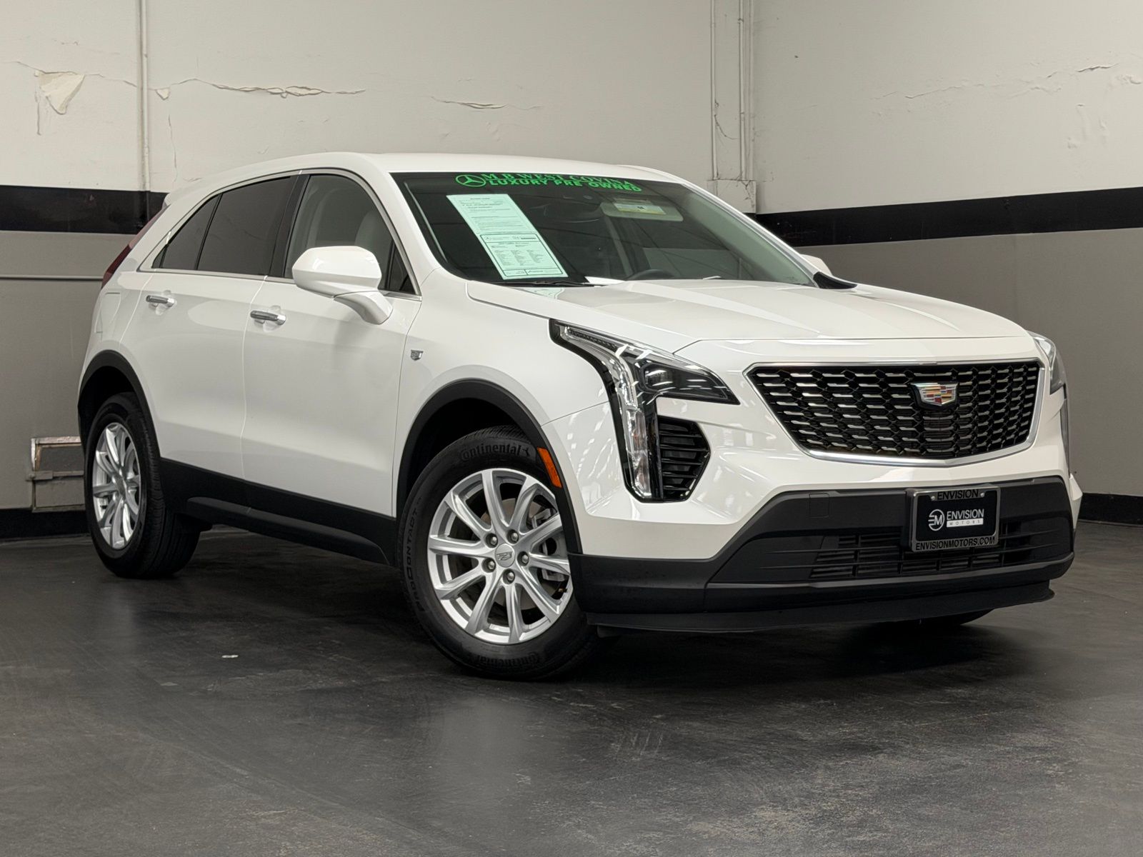 View vehicle photo 2