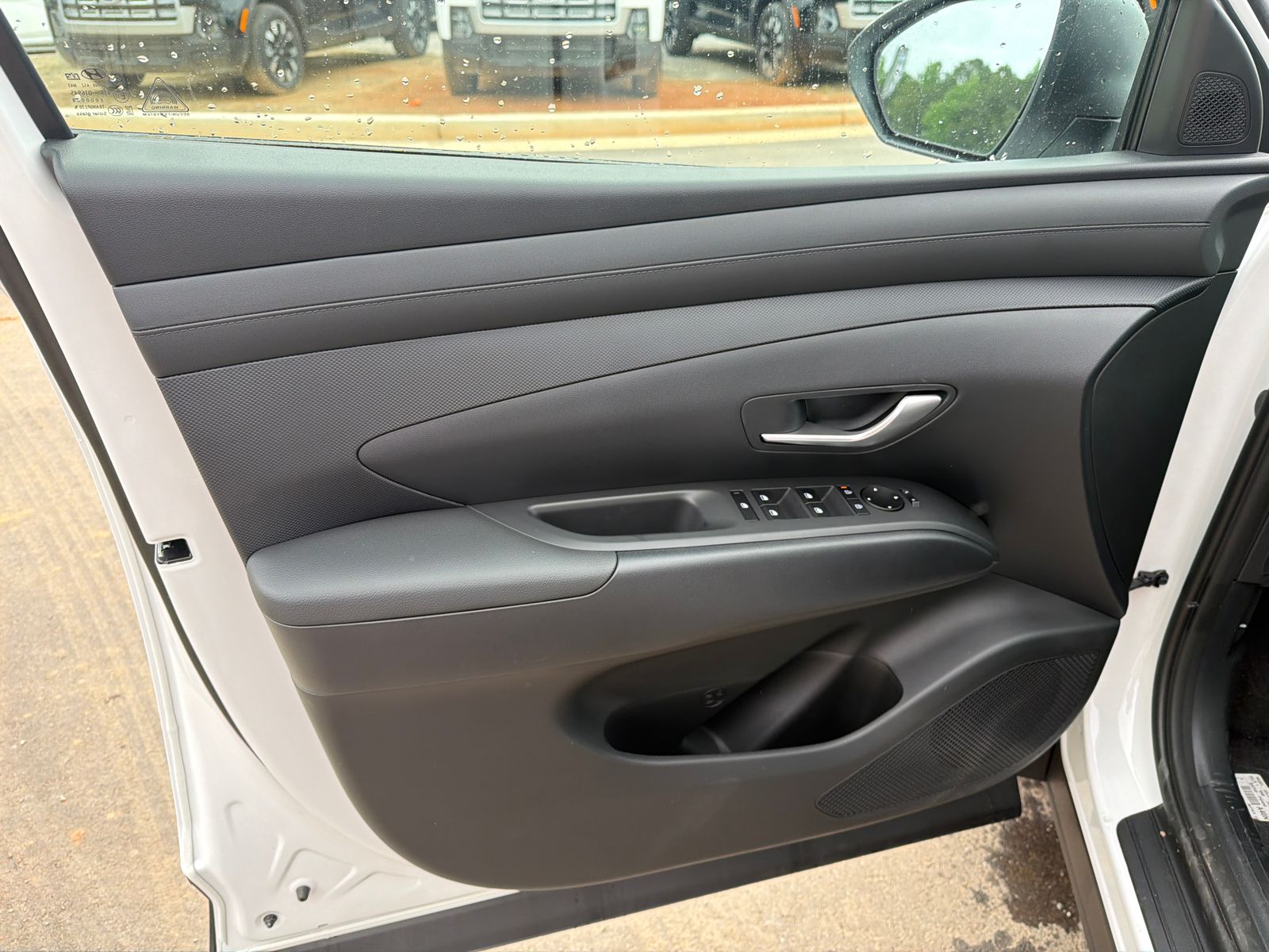 New 2026 White Hyundai SEL image 11