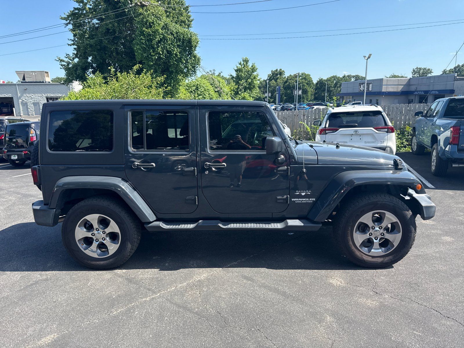 2017 Jeep Wrangler Unlimited Sahara