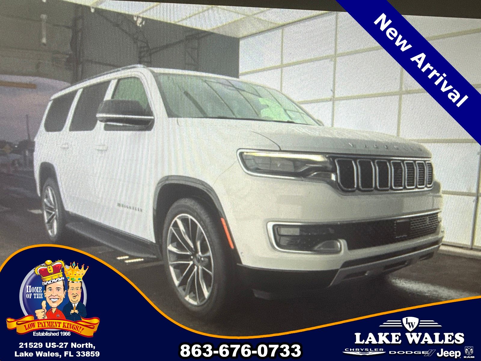 Bright White Clearcoat 2023 Jeep Wagoneer L Series II RWD SUV / Crossover 4X2 8-Speed Automatic