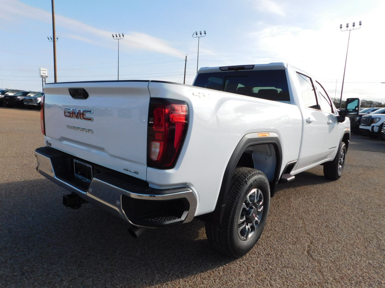 2025 GMC Sierra 2500HD SLE 2