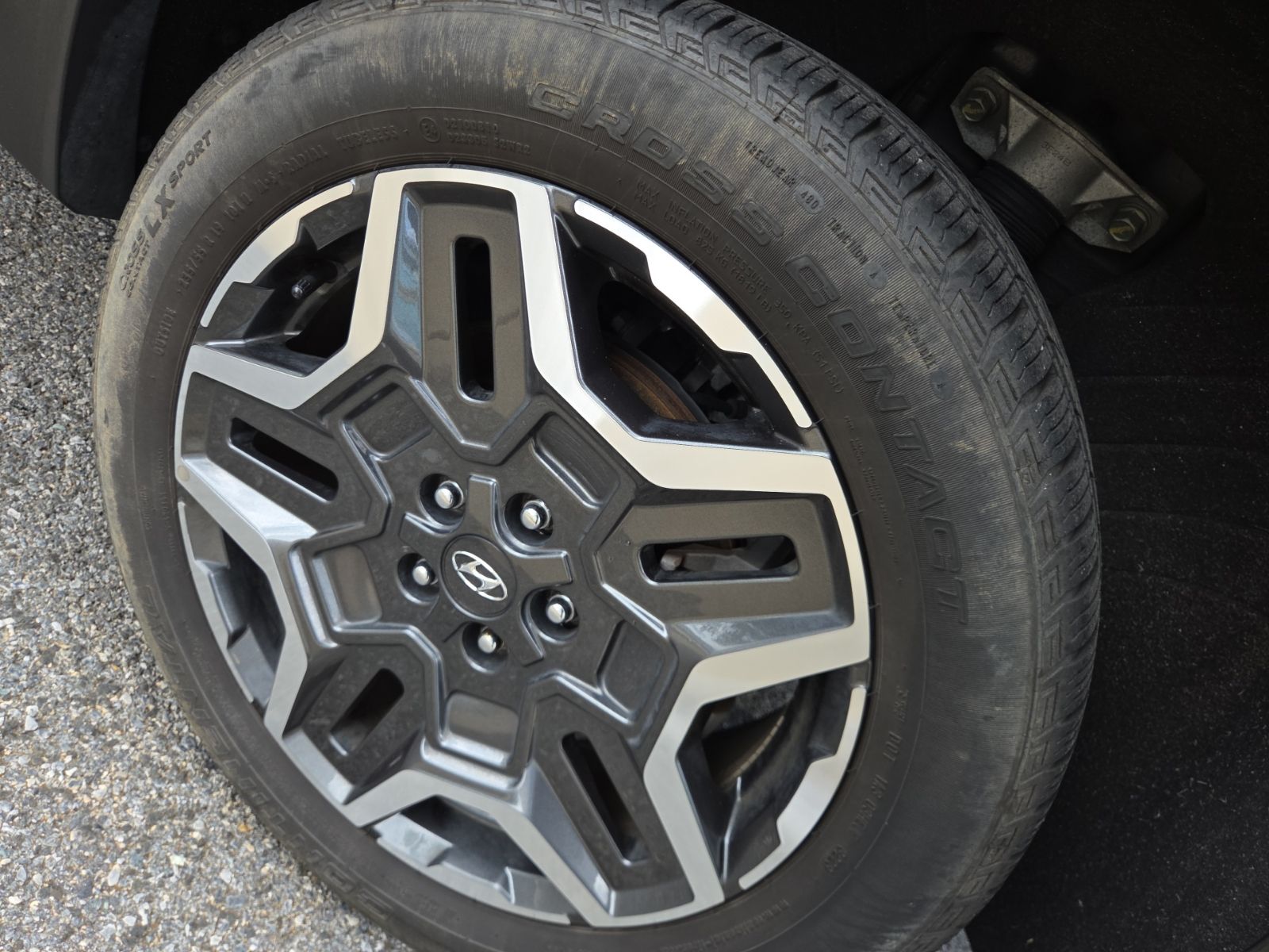 Used 2023 Black Hyundai SEL Premium image 30