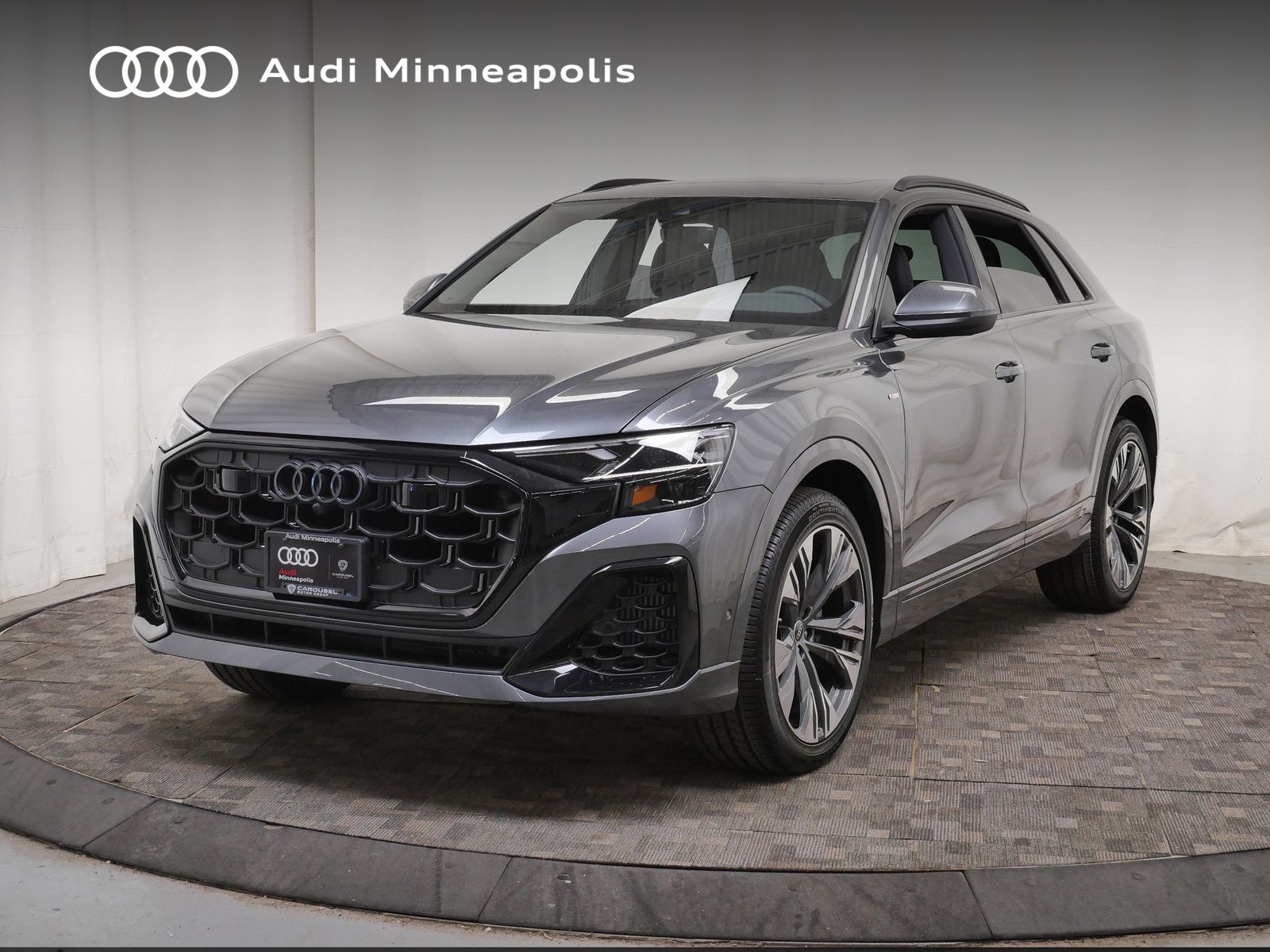 Daytona Gray Pearl Effect 2026 Audi Q8 SUV / Crossover All-Wheel Drive 8-Speed Automatic