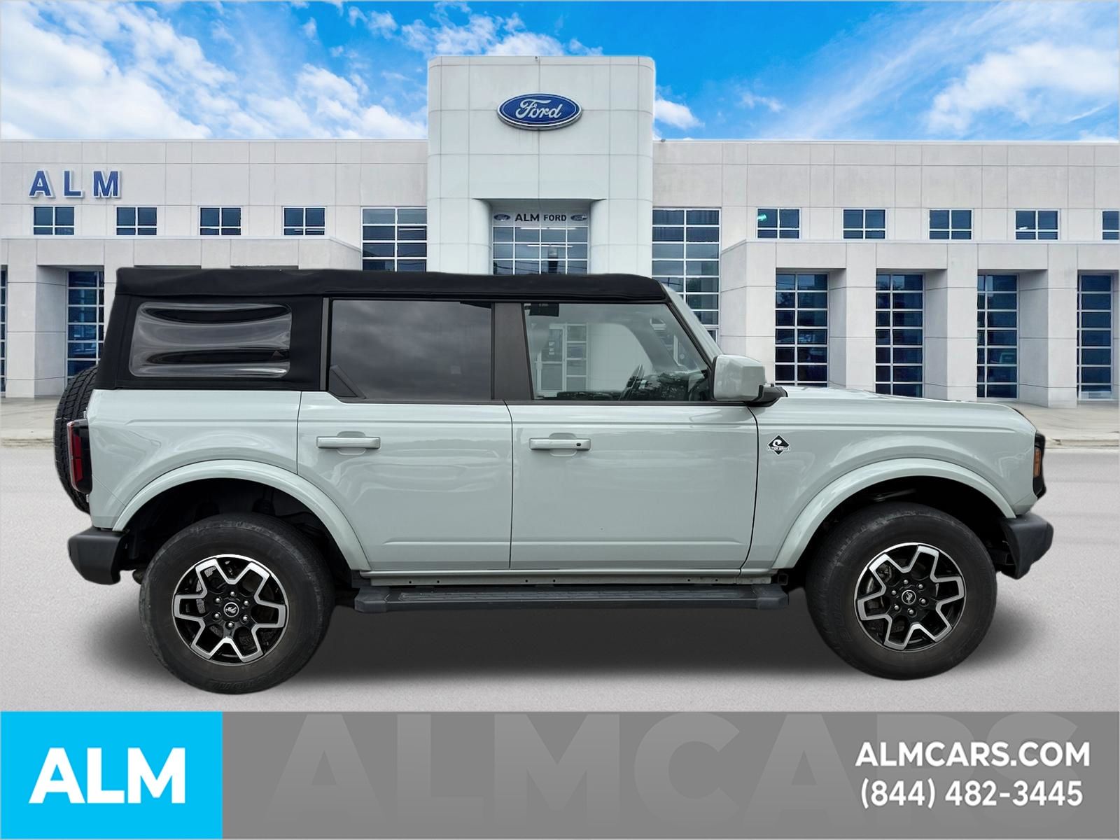 Used 2021 Green Ford Outer Banks image 5