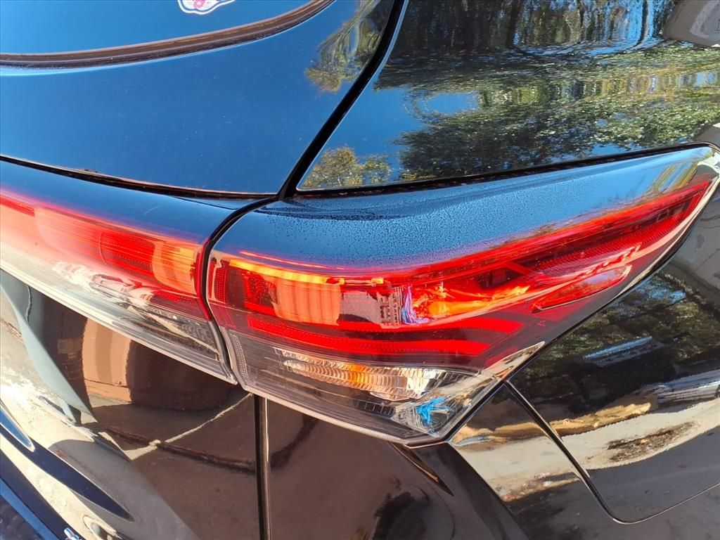 2021 Toyota Highlander XLE Black at Don McGill Toyota