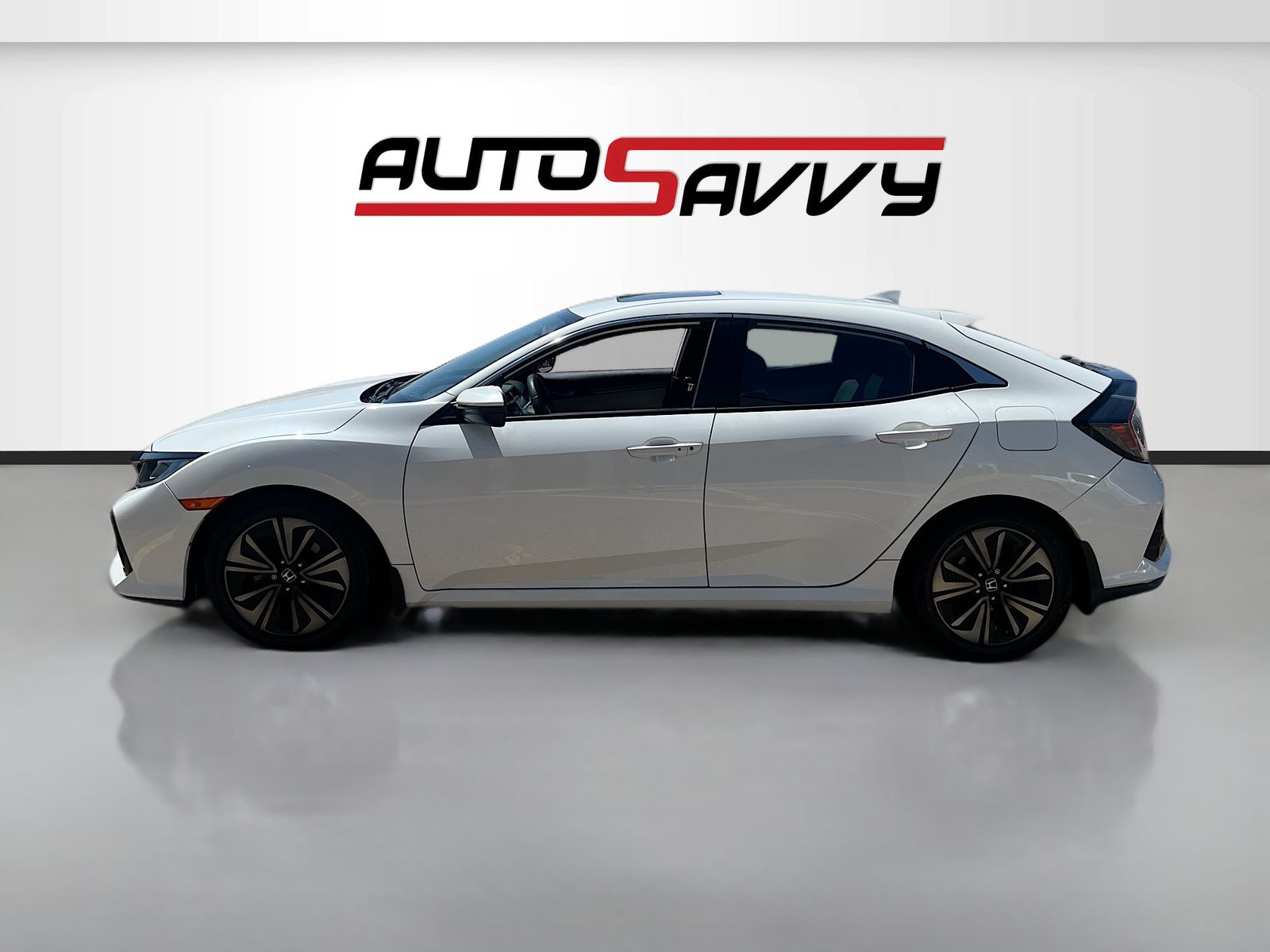Used 2018  Honda EX image 4