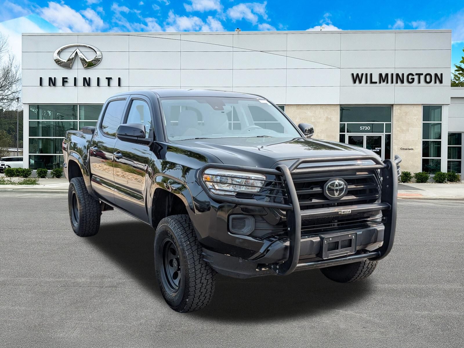 Midnight Black Metallic 2021 Toyota Tacoma Pickup Truck Four-Wheel Drive 6-Speed Automatic