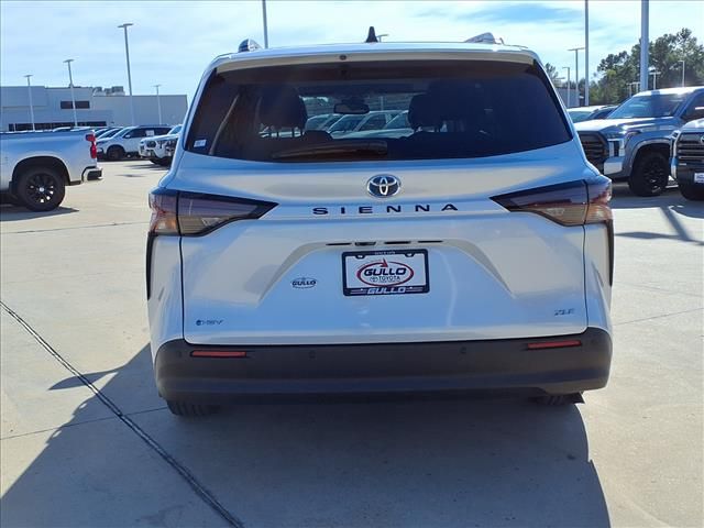 2025 Toyota Sienna XLE  at Gullo Toyota