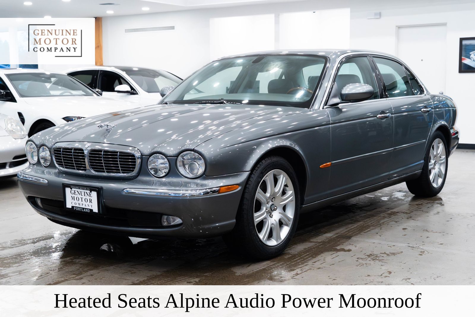 Gray 2005 Jaguar XJ-Series XJ8 RWD Sedan Rear-Wheel Drive 6-Speed Automatic