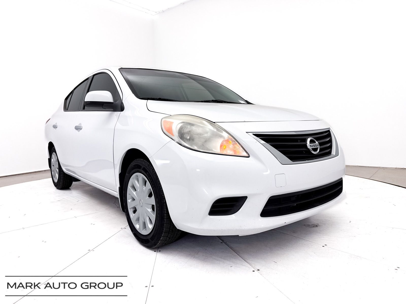 2014 Nissan Versa 1.6 SV