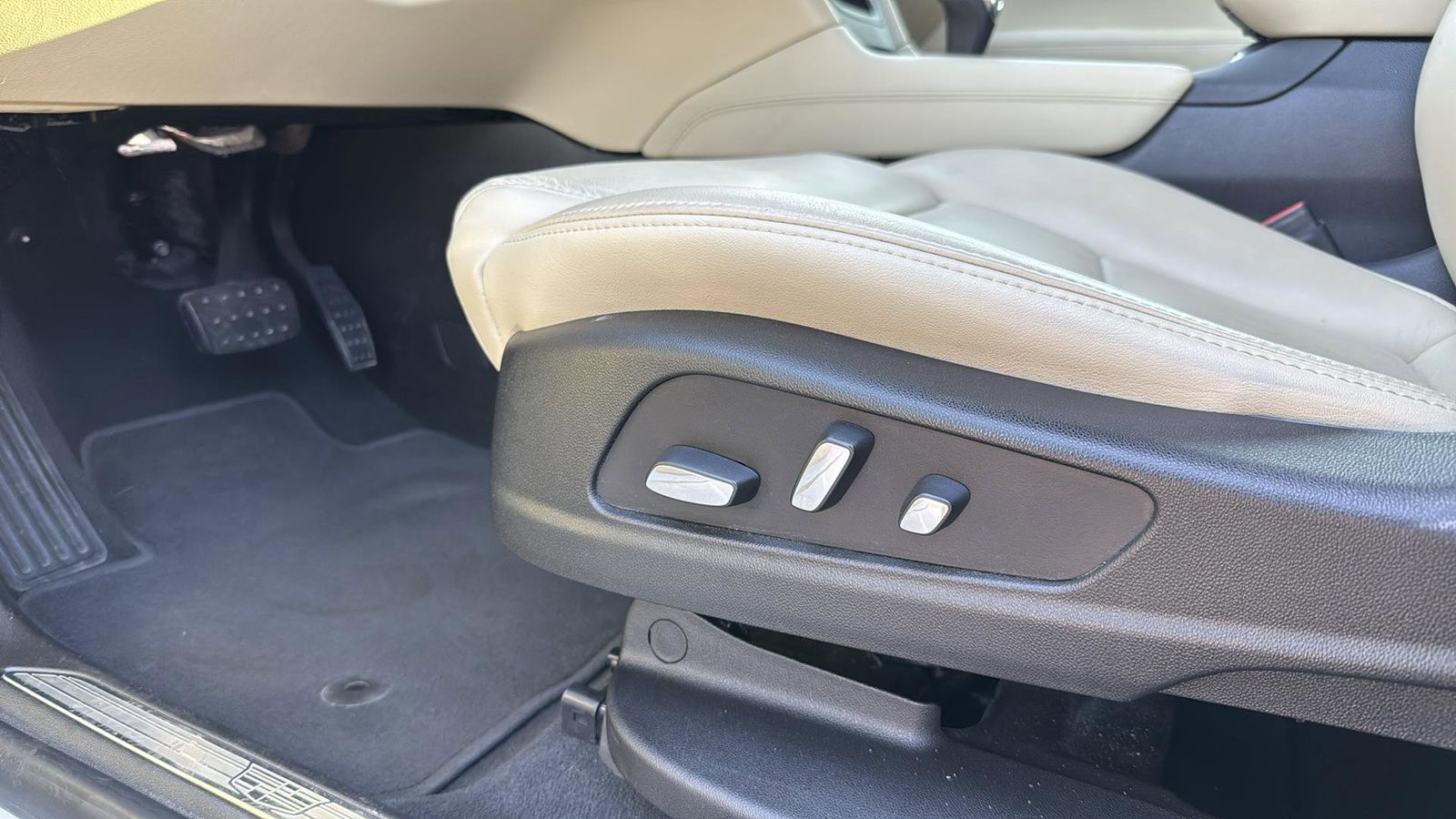 Used Car 2019 Cadillac Xt5  Luxury For Sale Under $20,000 In Austin, Texas