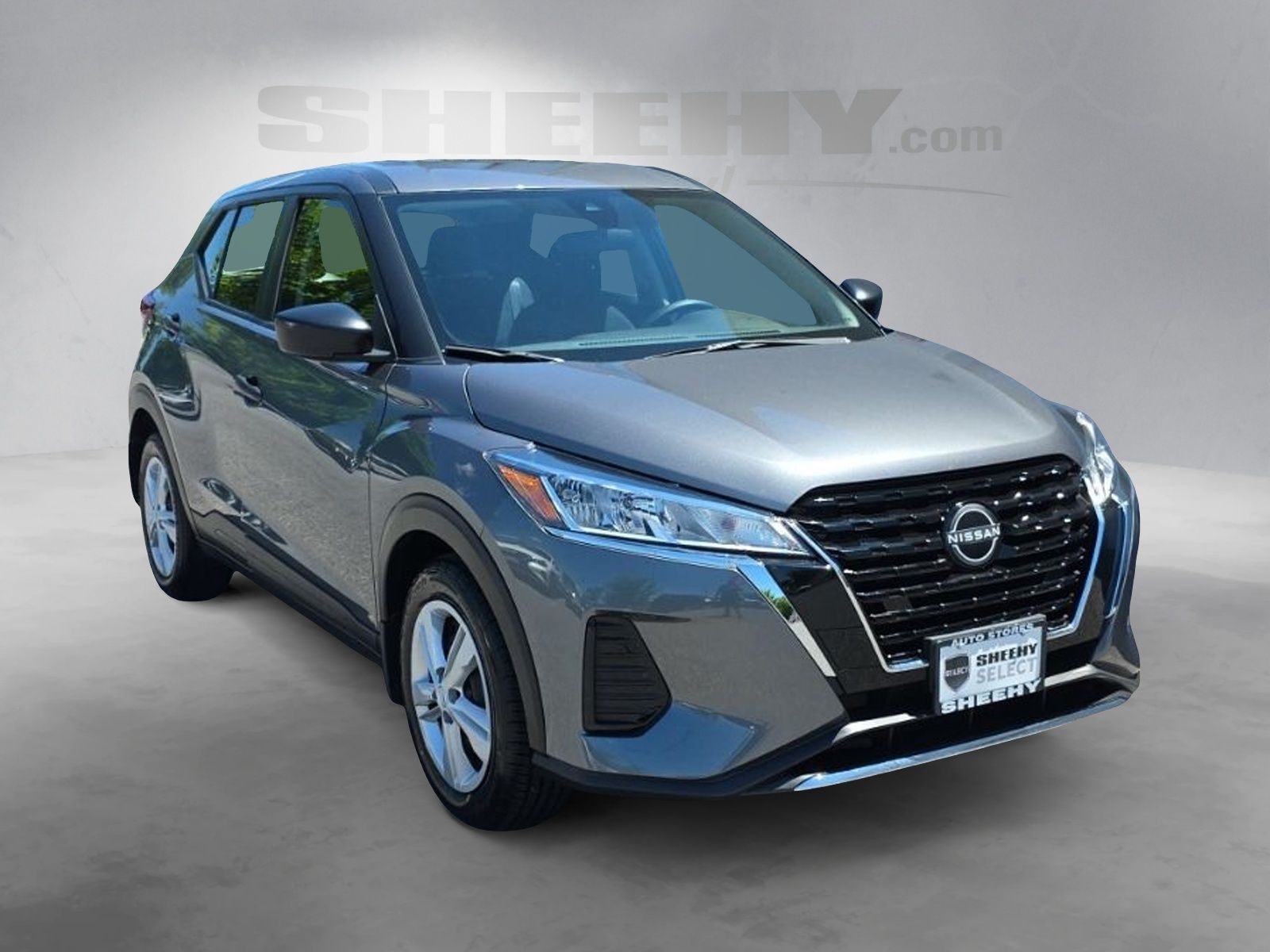 Used 2024 Gray Nissan S image 2