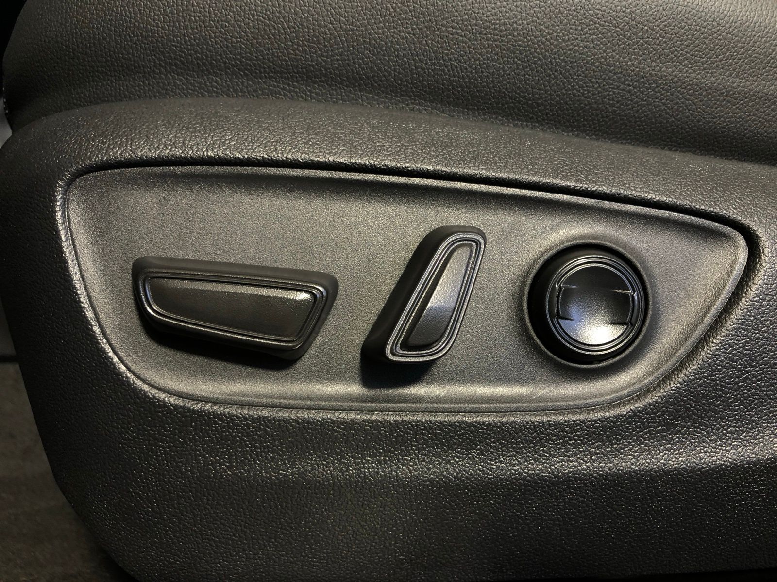 Thumbnail: 2026 Toyota Grand Highlander - 11