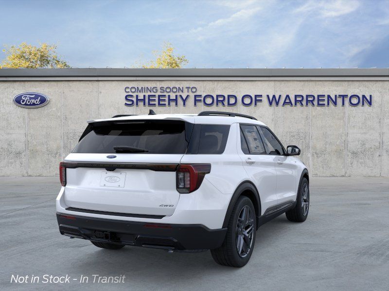 New 2026 Star White Metallic Tri-Coat Ford ST-Line image 8
