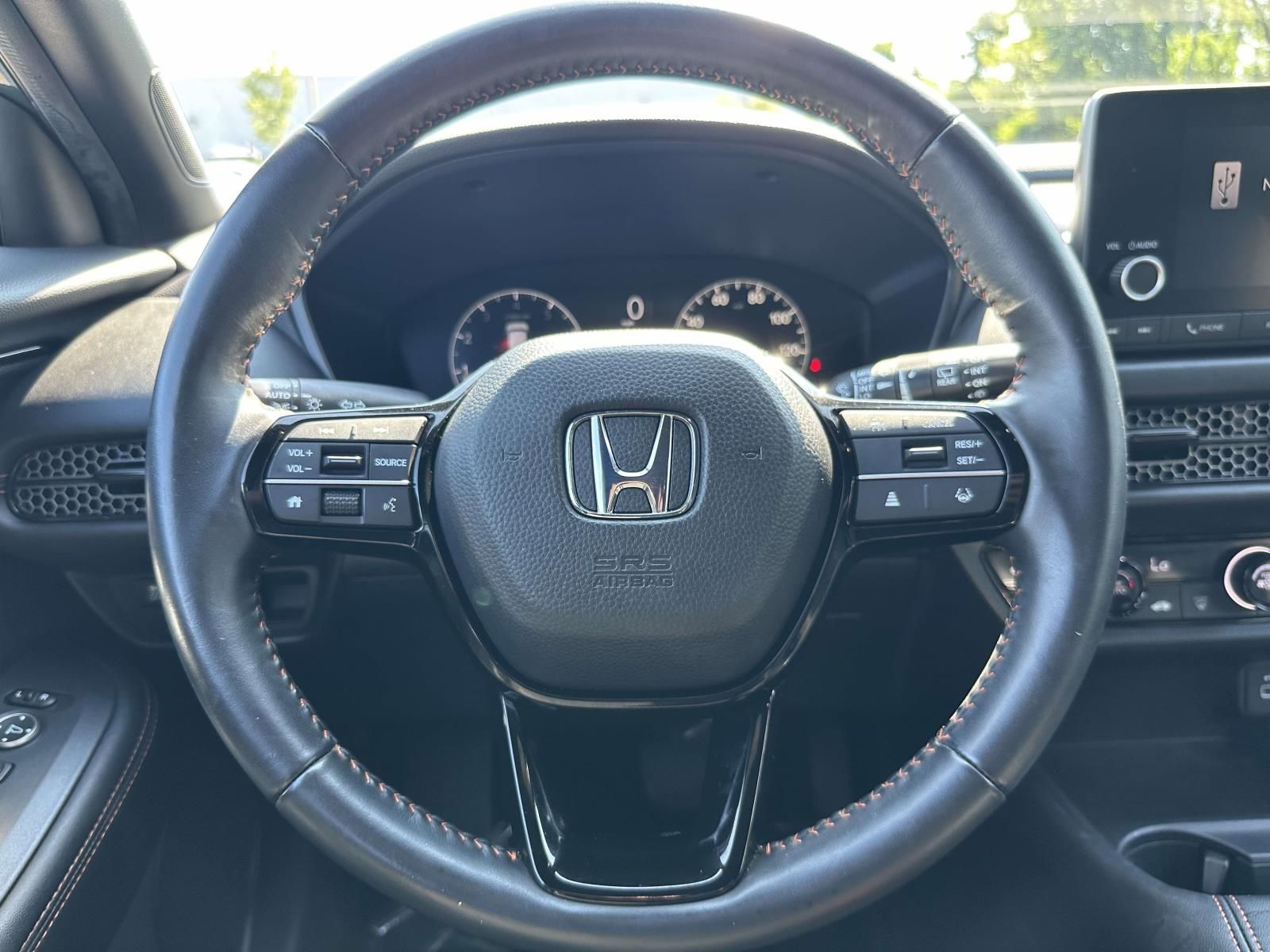 Used 2025  Honda Sport image 17