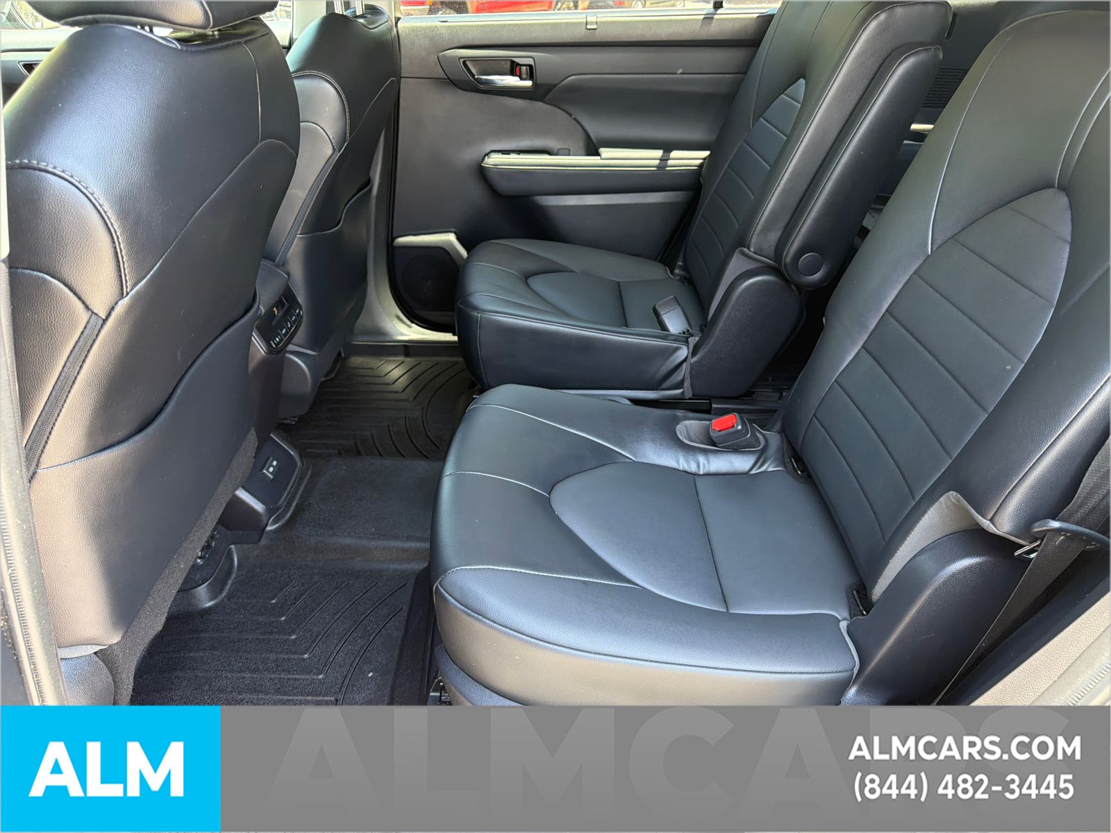 Used 2022 Gray Toyota XLE image 24