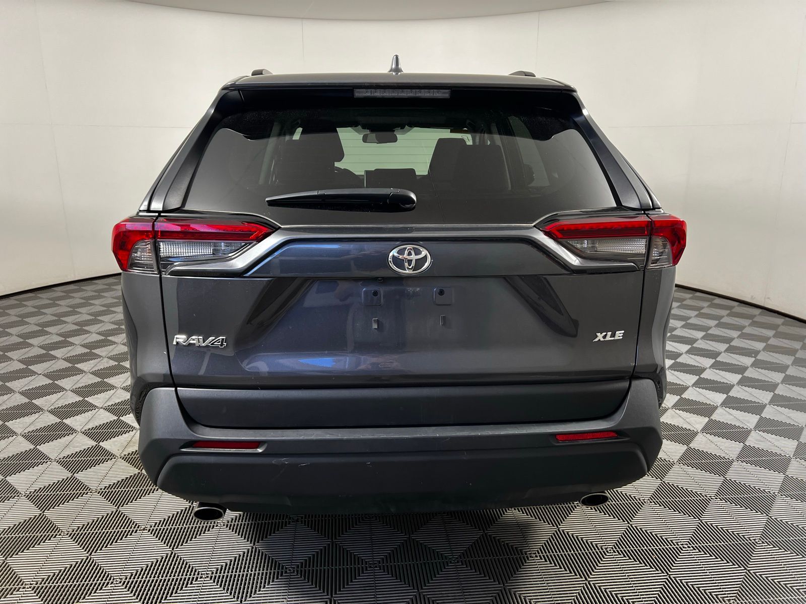 2024 Toyota RAV4 XLE 6