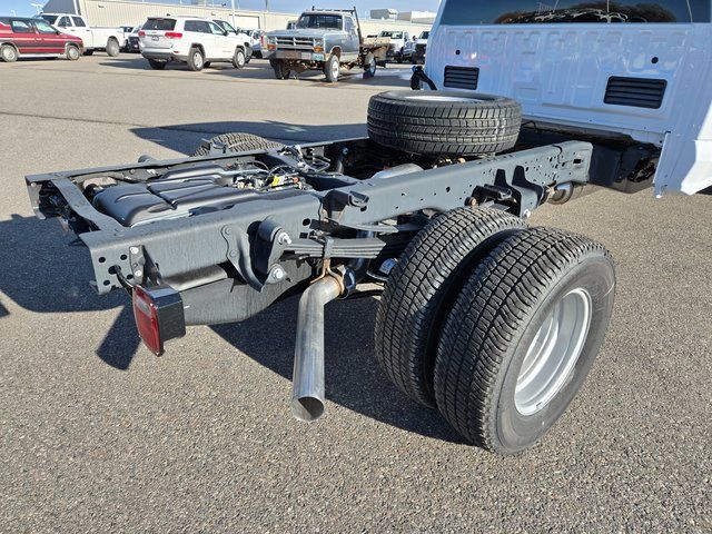 2026 Ford F-350SD thumbnail 5