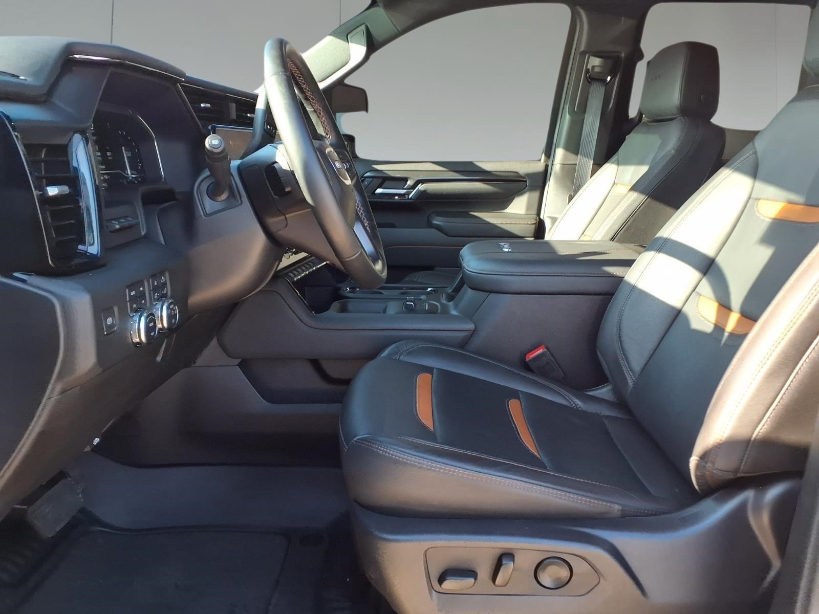 2024 GMC Sierra 2500HD AT4 White at Big Star Buick GMC