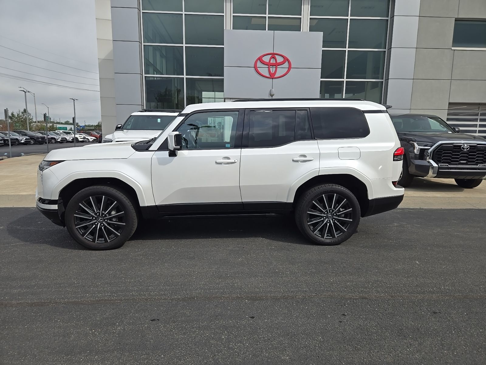 used 2024 Lexus GX car, priced at $84,040