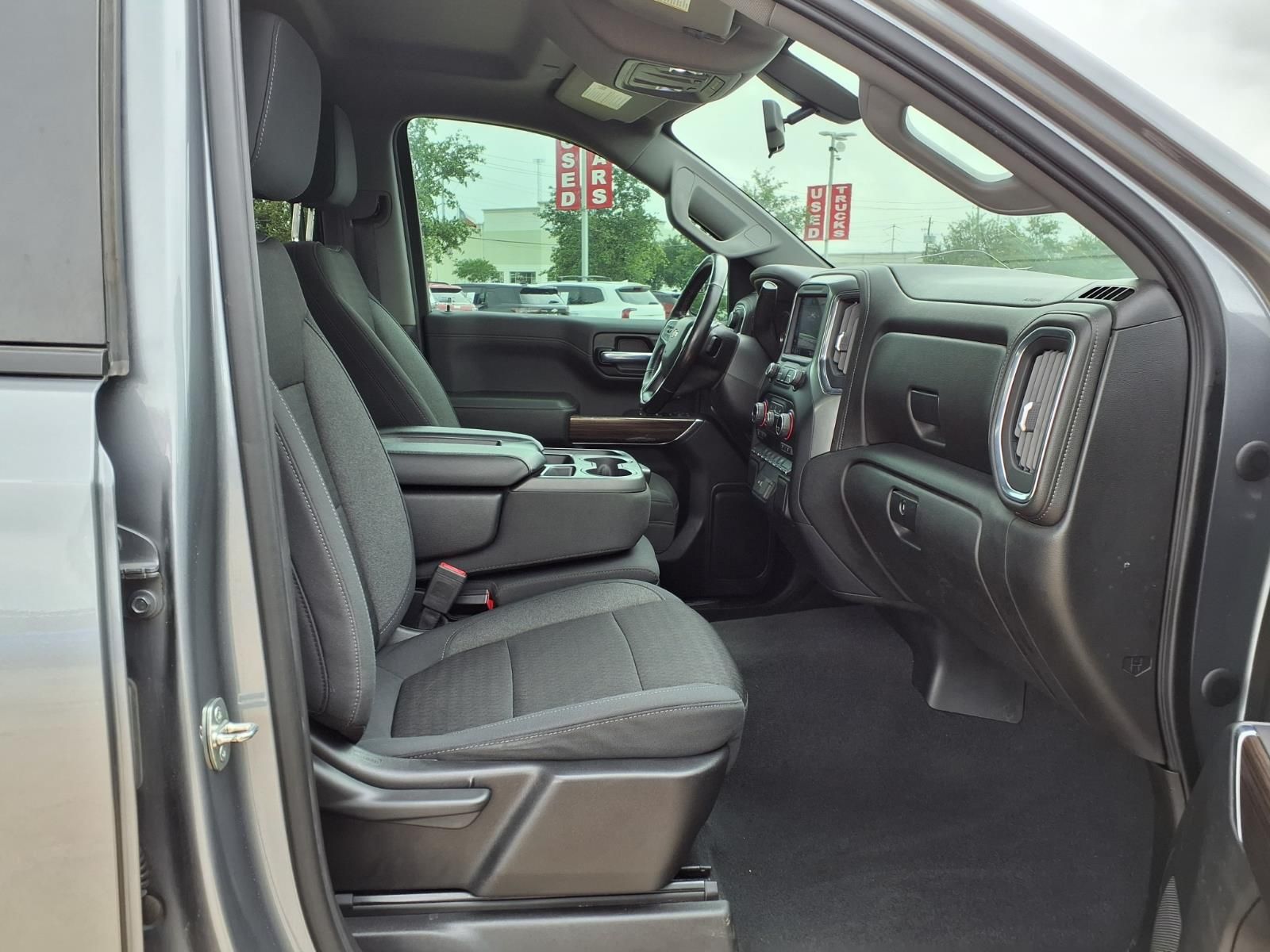 2020 Chevrolet Silverado 1500 LT Gray at Traditions Chevrolet