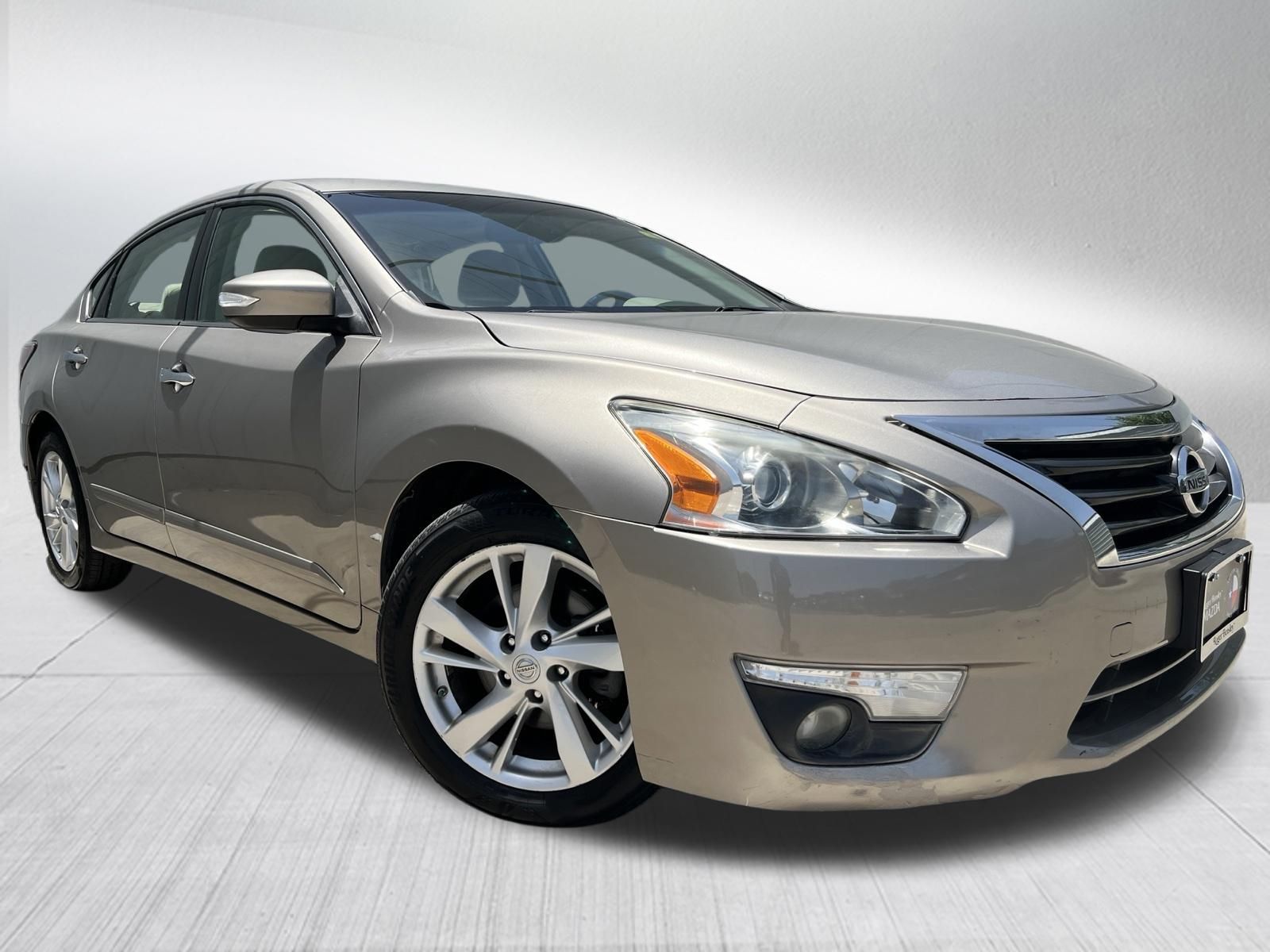 Used Car 2015 Nissan Altima  2.5 Sv For Sale Under $12,000 In Austin, Texas