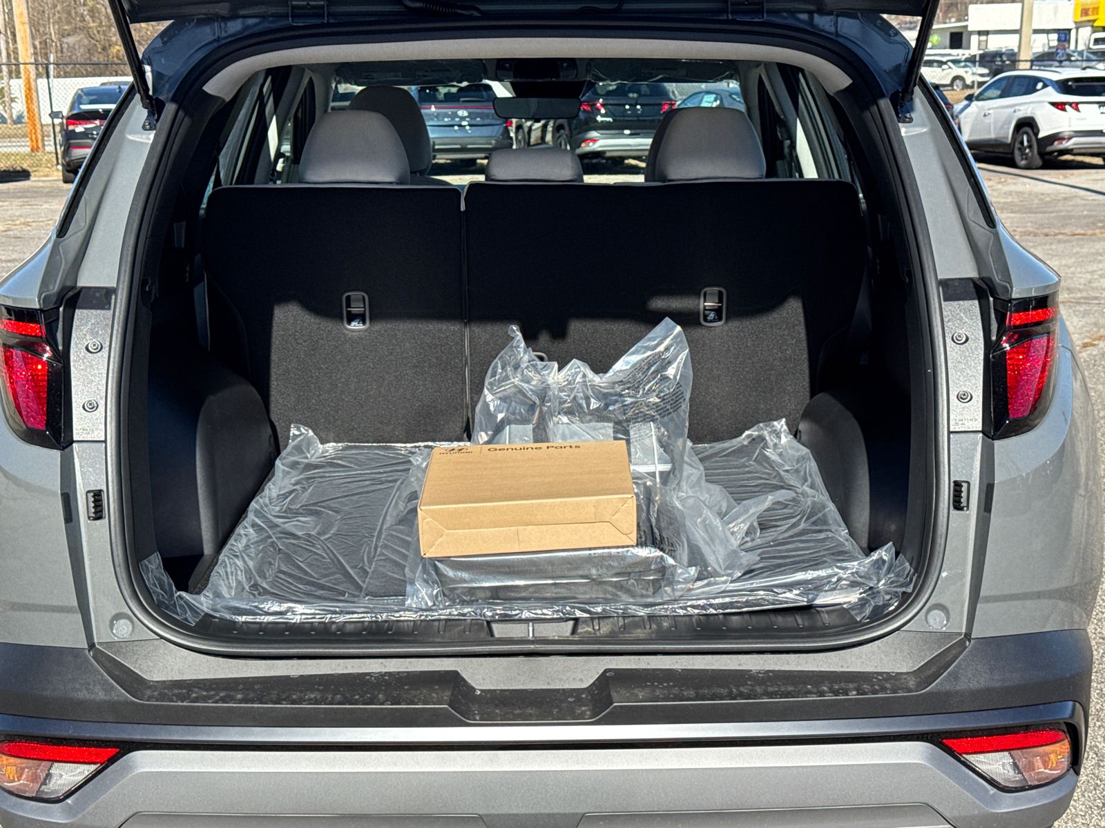 New 2026 Gray HYUNDAI SE image 19