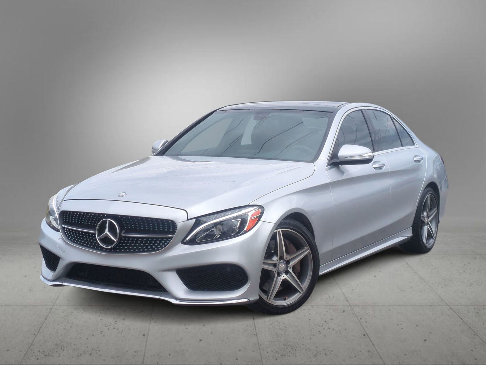 2015 Mercedes-Benz C-Class C300's photo