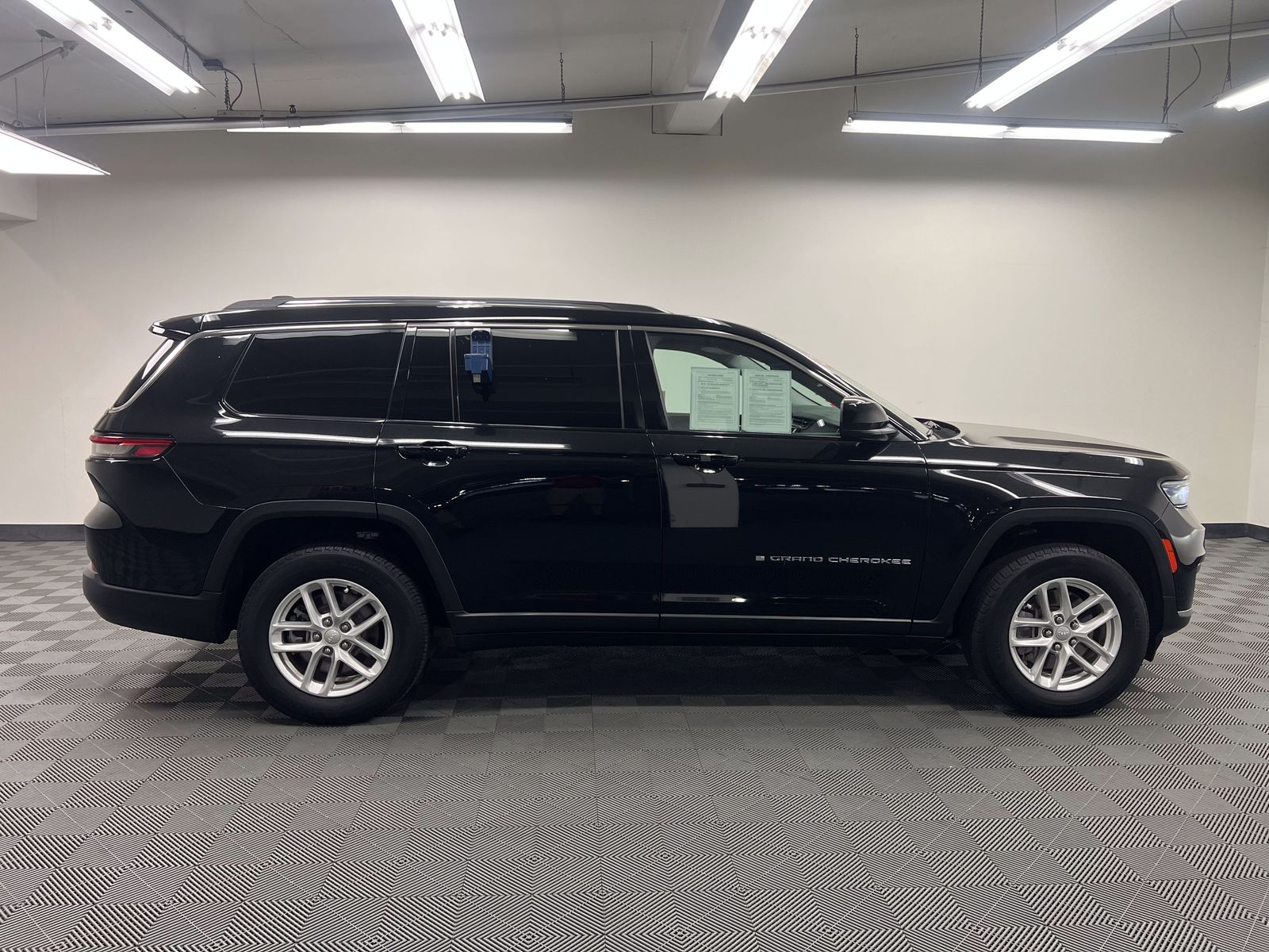 used 2023 Jeep Grand Cherokee L car, priced at $23,888