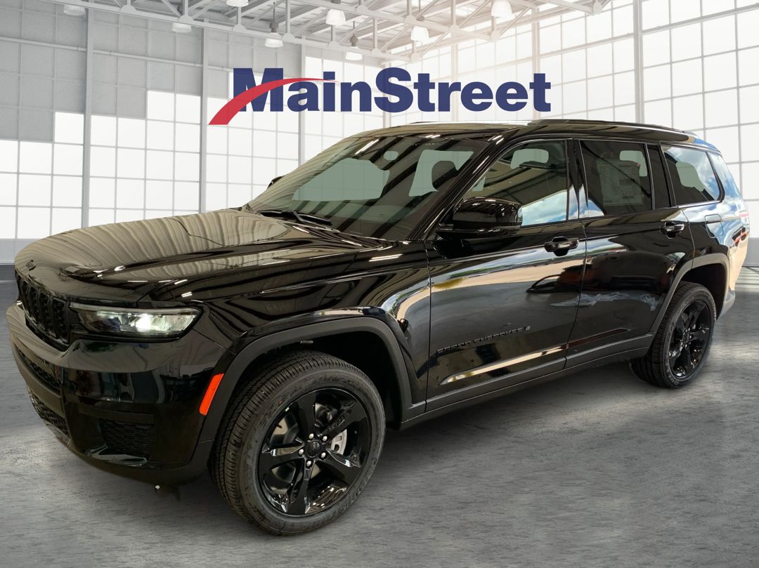 Diamond Black Crystal Pearlcoat 2025 Jeep Grand Cherokee L Altitude X 4WD SUV / Crossover Four-Wheel Drive 8-Speed Automatic
