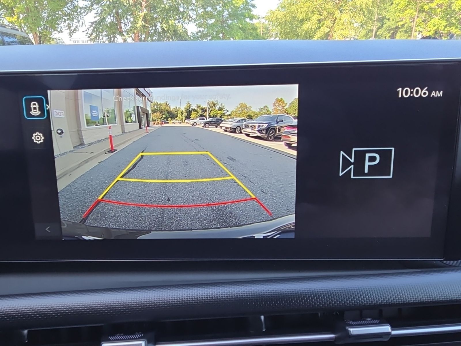 Used 2025 Green Hyundai SEL image 22