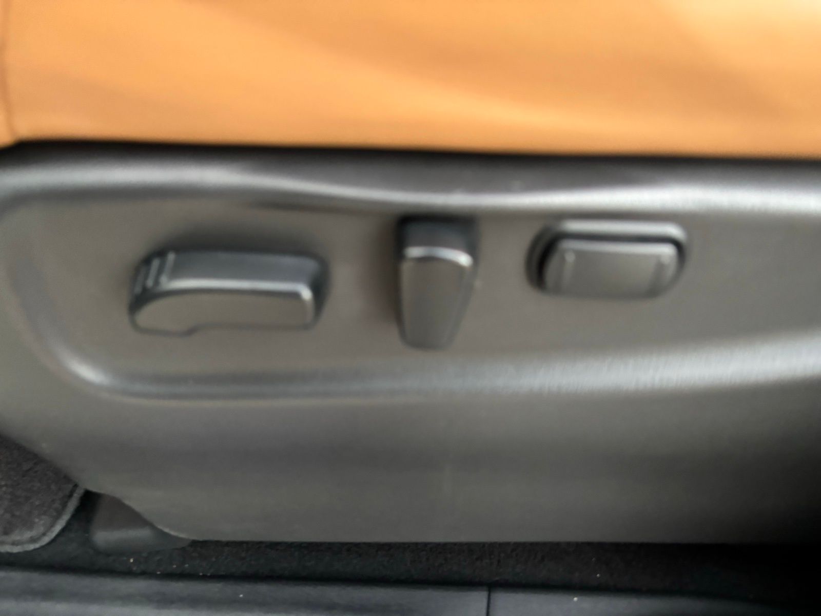 Used Car 2016 Infiniti Qx80  Base For Sale Under $20,000 In Austin, Texas