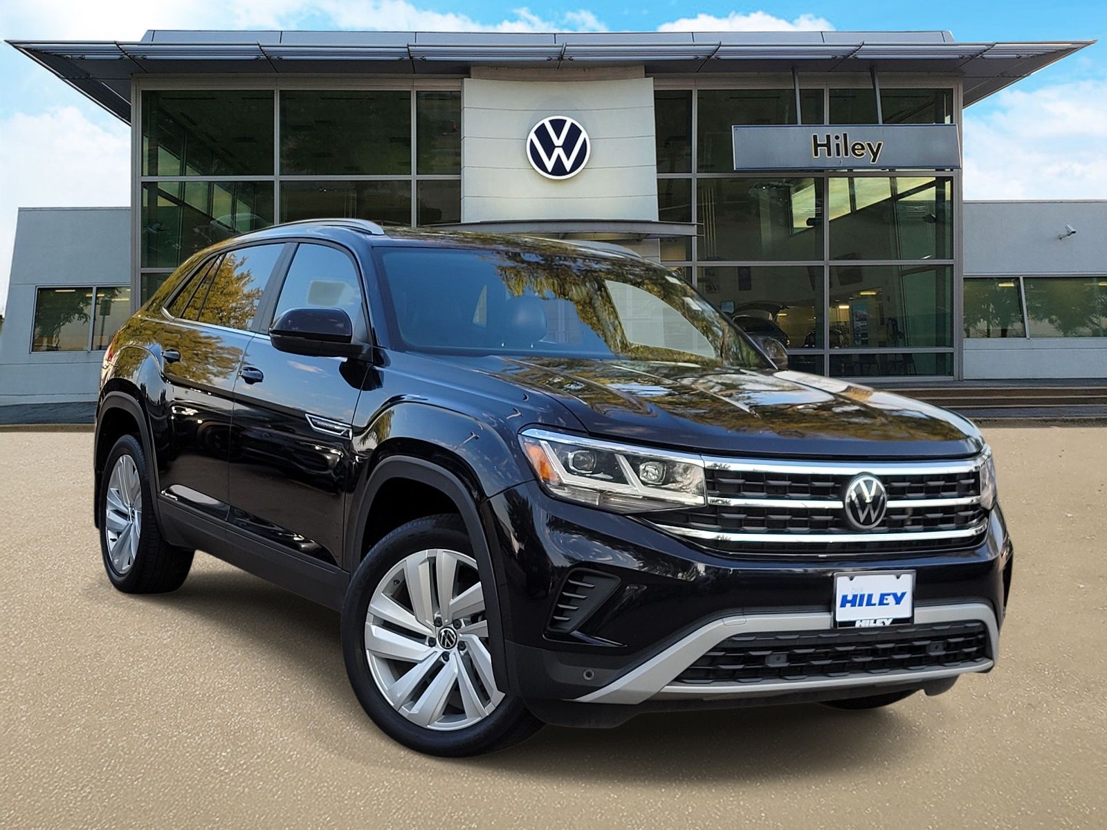 2022 Volkswagen Atlas Cross Sport 3.6L V6 SE w/Technology