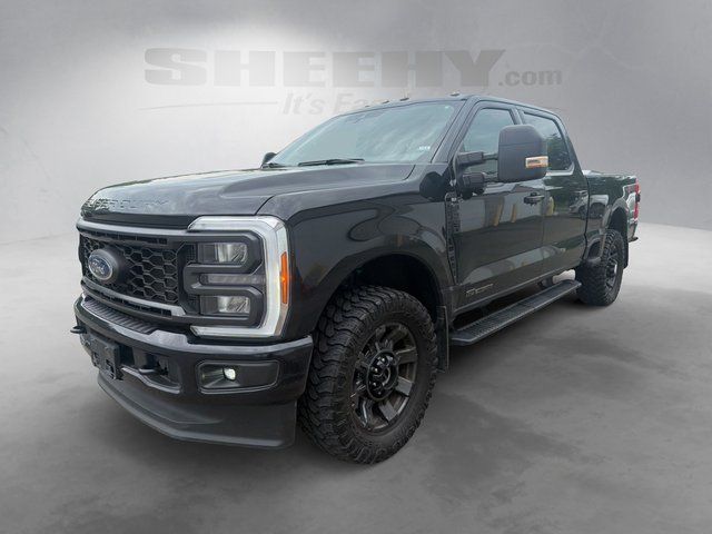 Used 2023 Black Ford XLT image 16