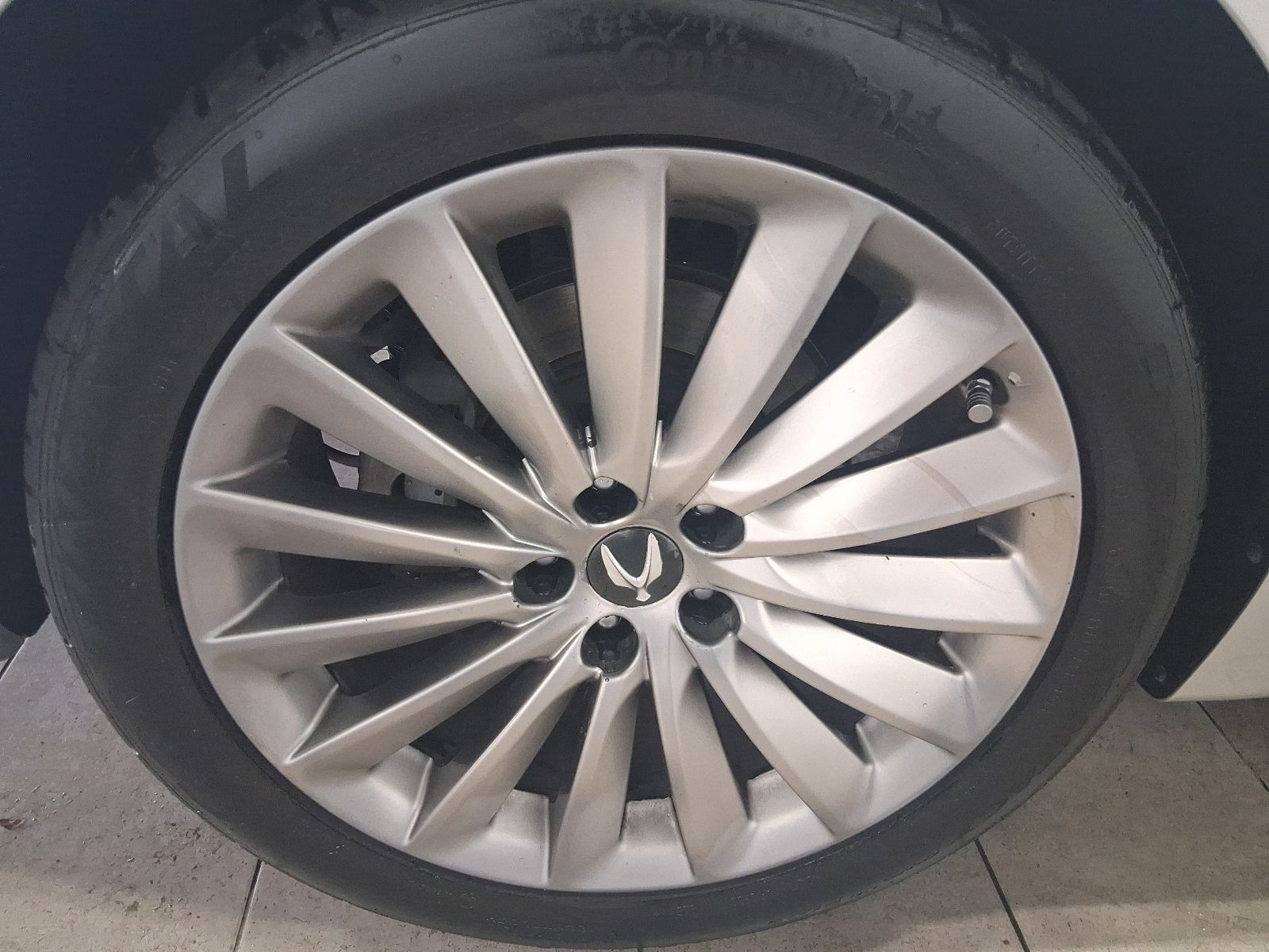 Used Car 2014 Hyundai Equus  Signature For Sale Under $15,000 In Austin, Texas