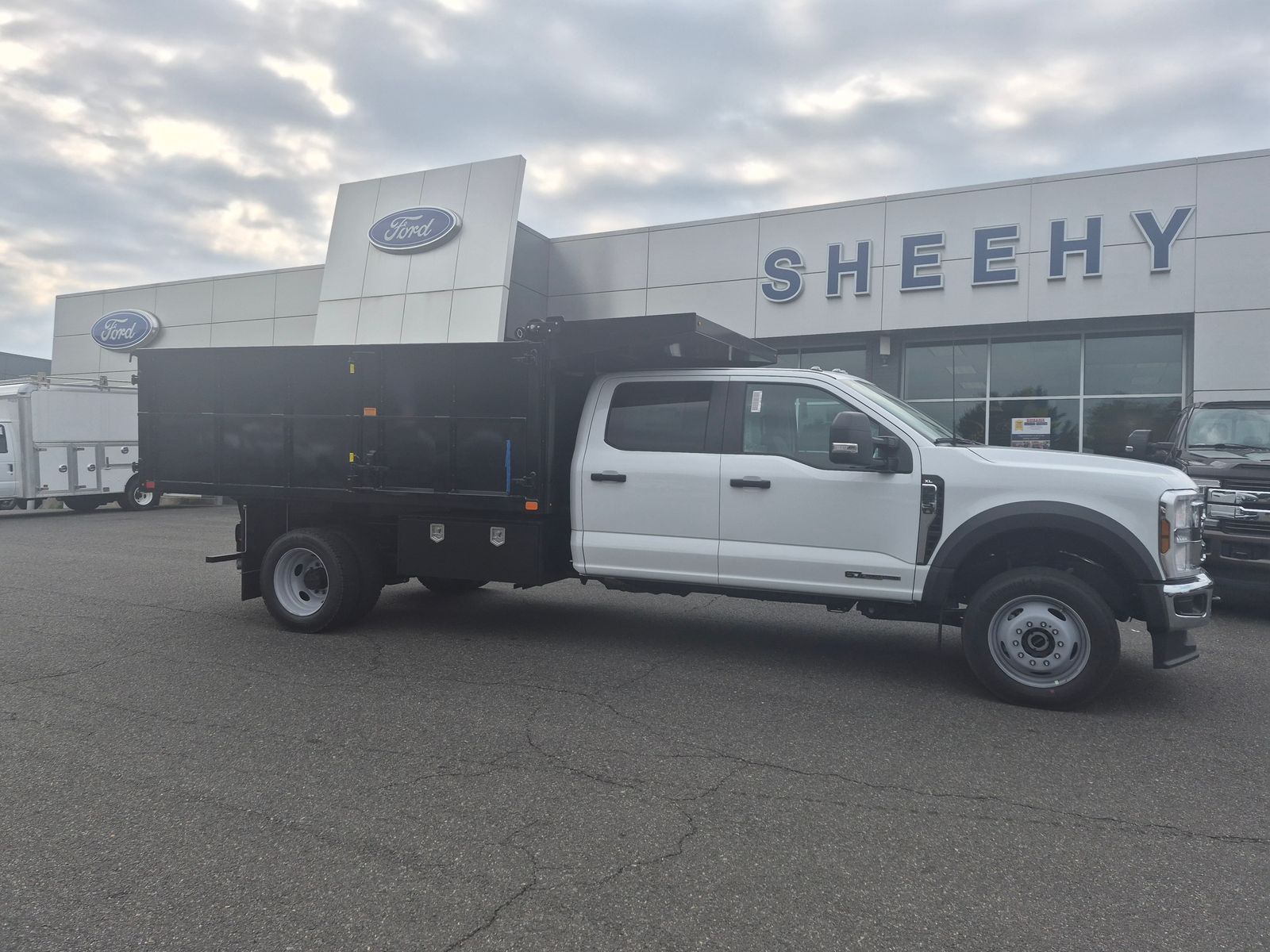 2026 Ford F-550 Super Duty Chassis Cab